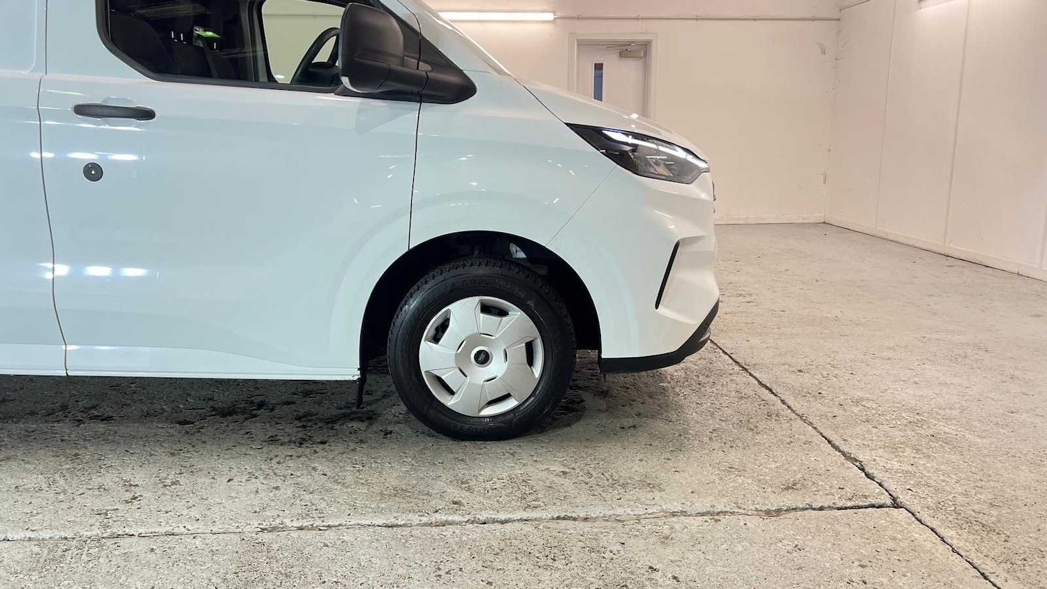 Used Ford Transit Custom 2024 for sale - 77827404: Photo 3