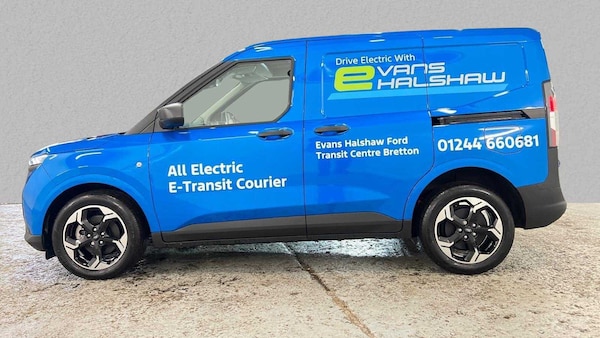 Used Ford Transit Courier 2025 for sale - 76272205: Photo 6