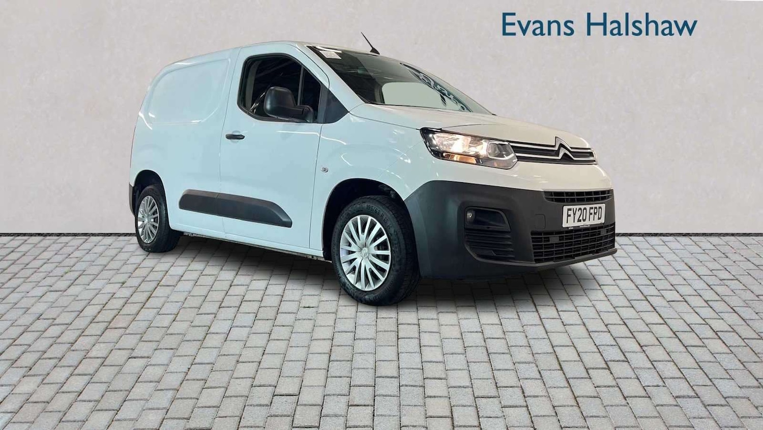 Used Citroen Berlingo 2020 for sale - 77756714: Photo 2