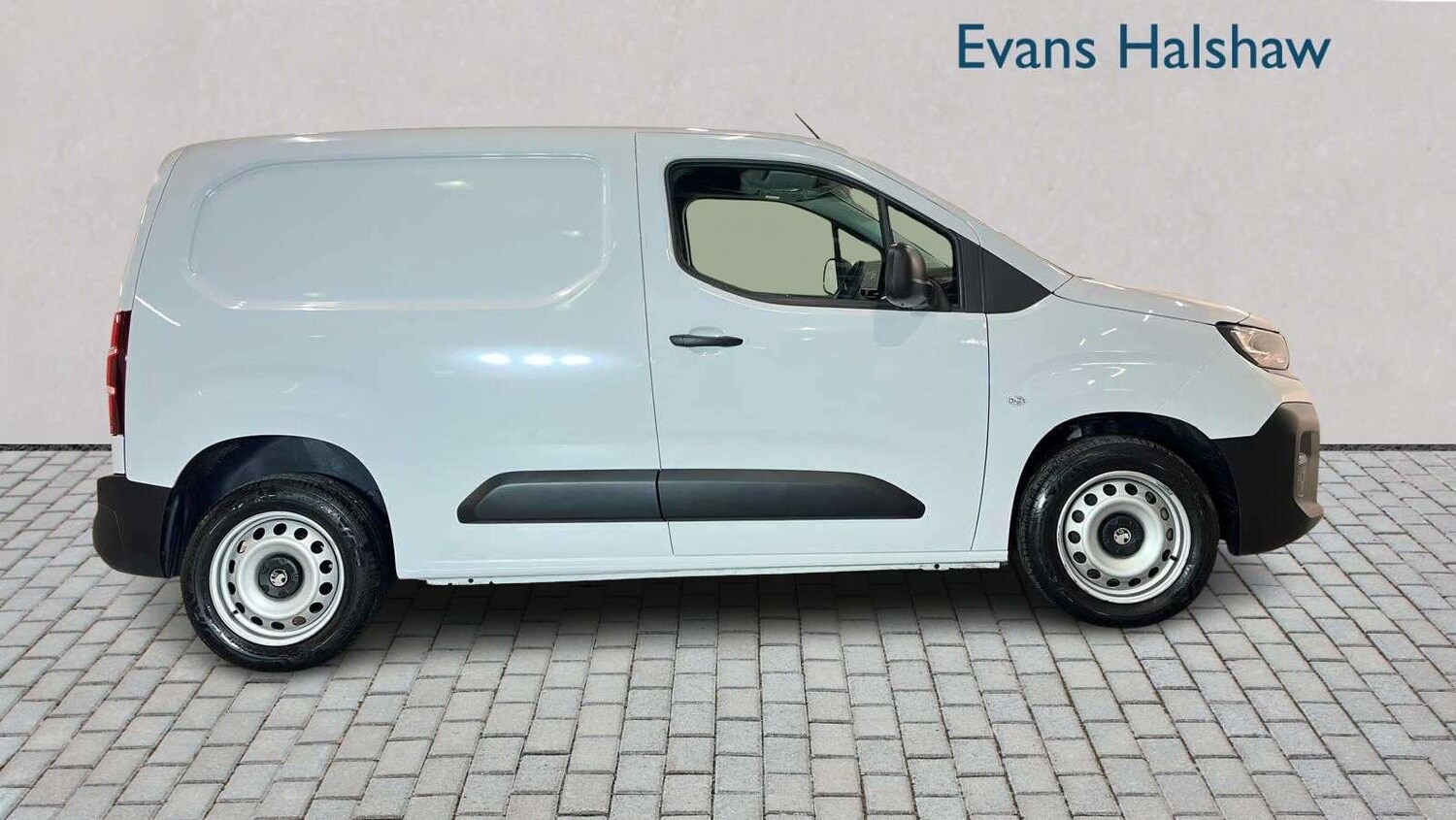 Used Vauxhall Combo 2024 for sale - 78118851: Photo 2