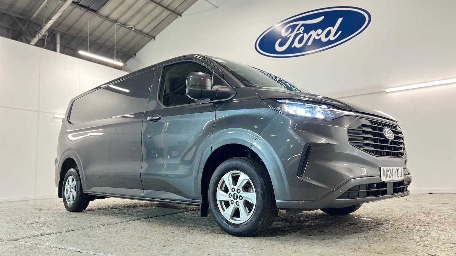 Used Ford Transit Custom 2024 for sale - 76804934: Photo 1