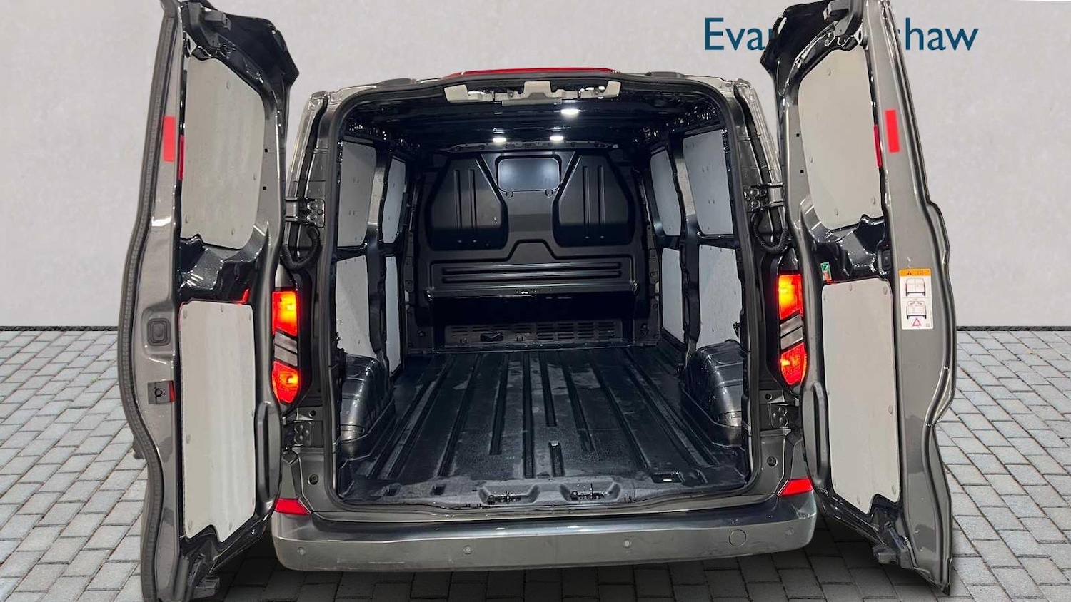 Used Ford Transit Custom 2024 for sale - 76804934: Photo 10