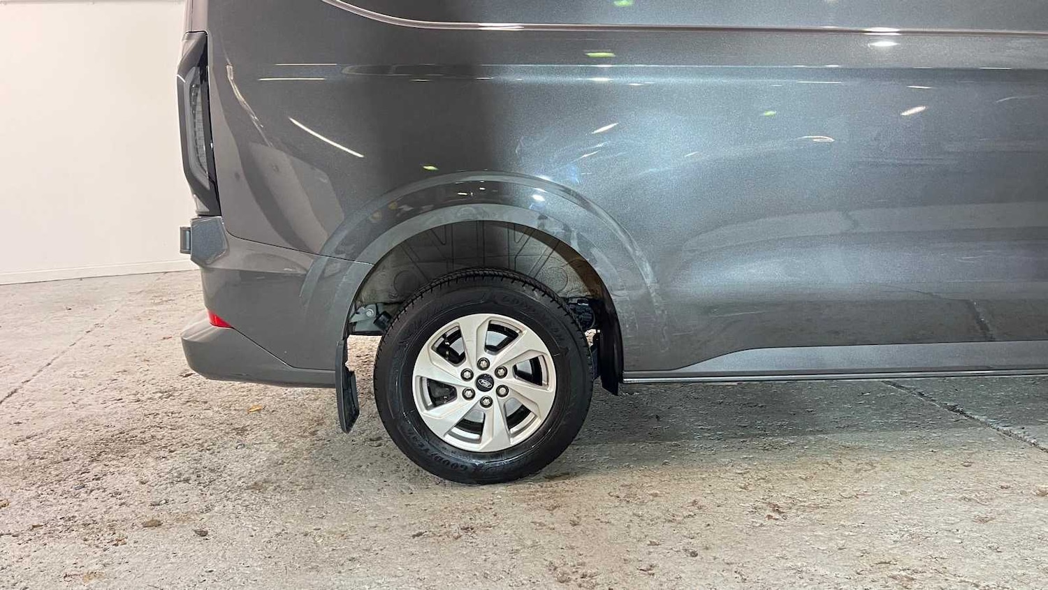 Used Ford Transit Custom 2024 for sale - 76804934: Photo 5