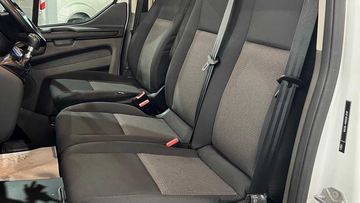 Used Ford Transit Custom 2020 for sale - 76692113: Photo 32
