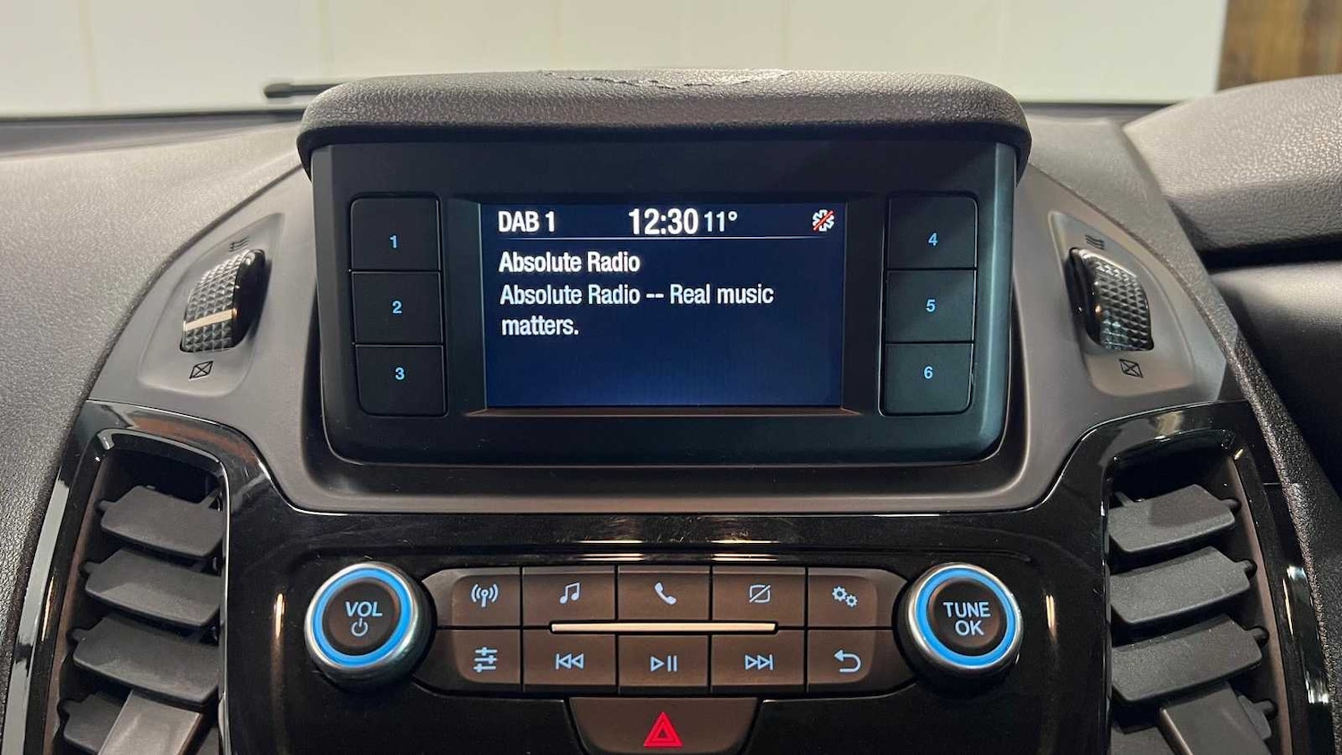 Used Ford Transit Connect 2021 for sale - 76774325: Photo 25