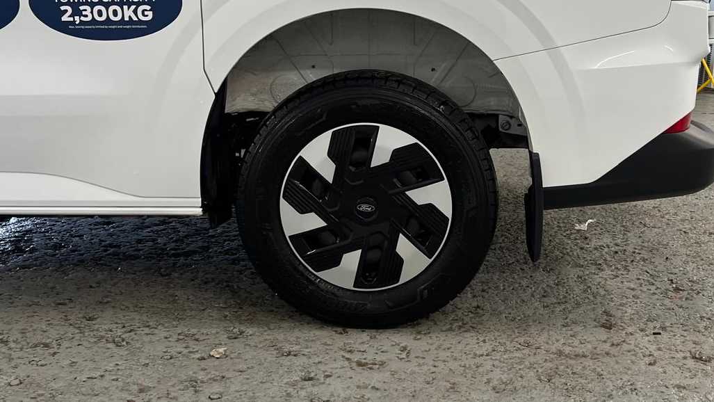 Used Ford Transit Custom 2024 for sale - 76827580: Photo 13