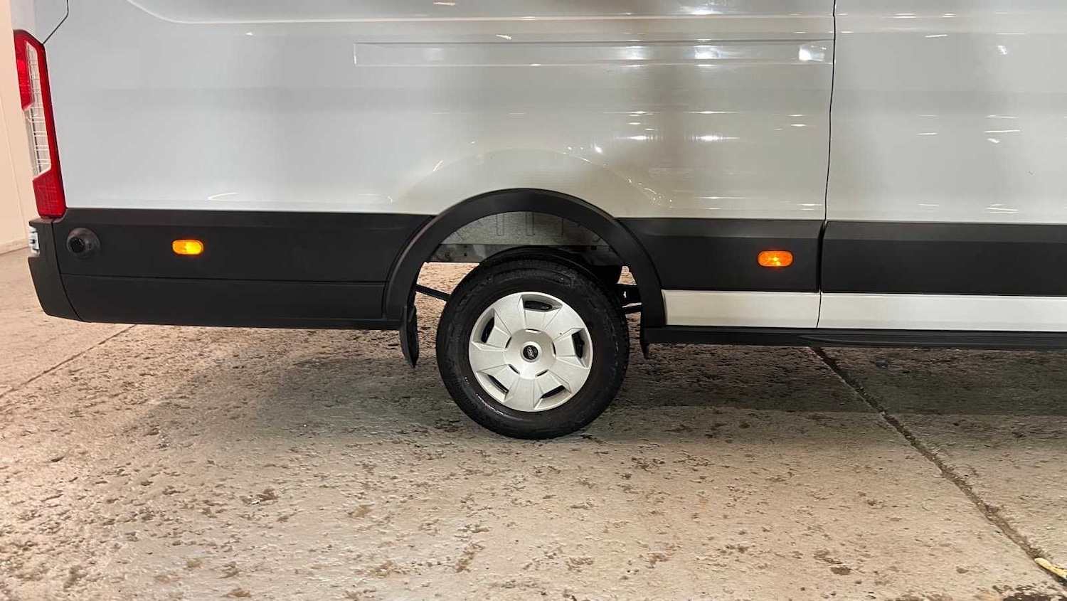 Used Ford Transit 2025 for sale - 77628110: Photo 17