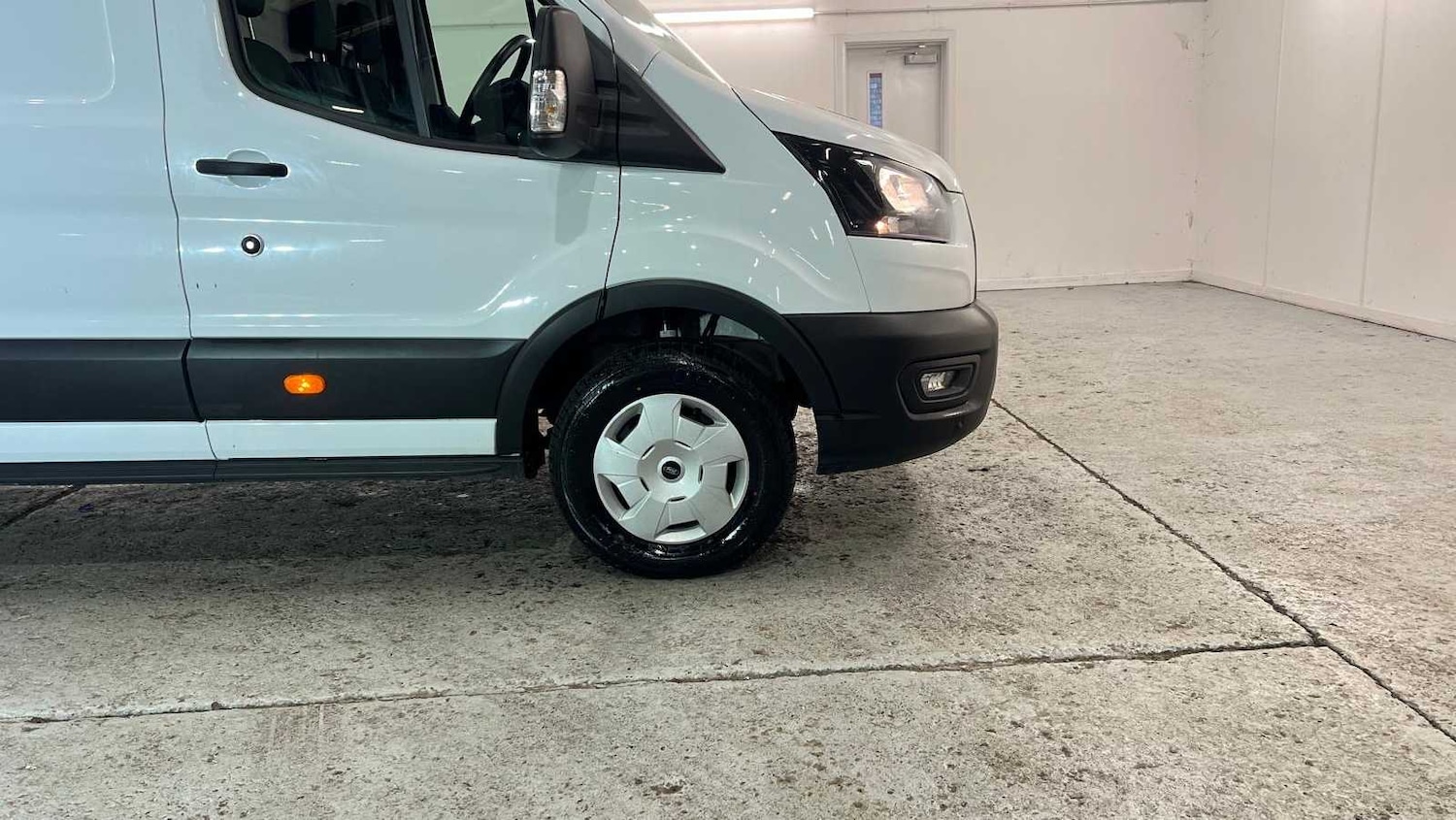 Used Ford Transit 2025 for sale - 77628110: Photo 18