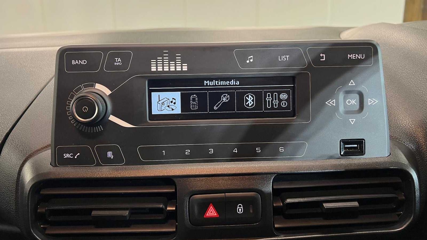 Used Vauxhall Combo 2022 for sale - 76967923: Photo 6