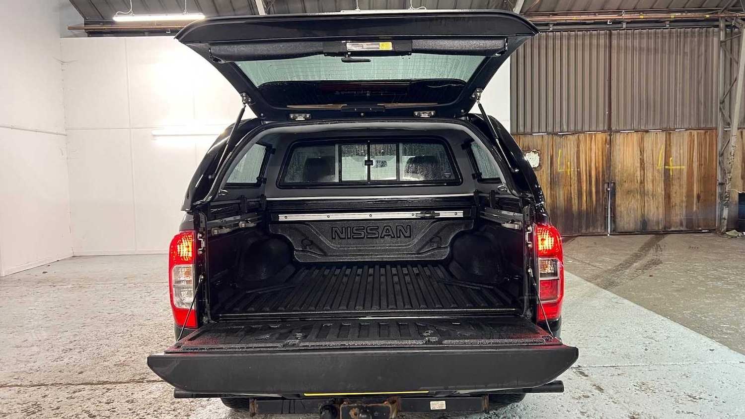 Used Nissan Navara 2020 for sale - 77886279: Photo 11