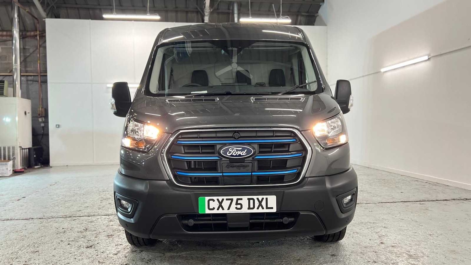 Used Ford E-Transit 2025 for sale - 77361465: Photo 5