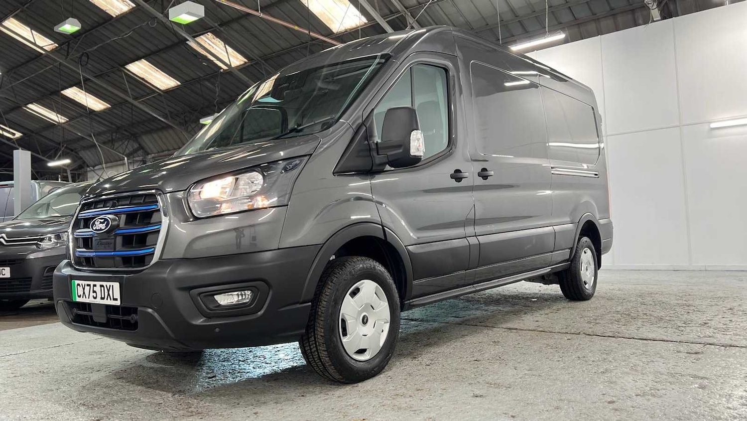 Used Ford E-Transit 2025 for sale - 77361465: Photo 6