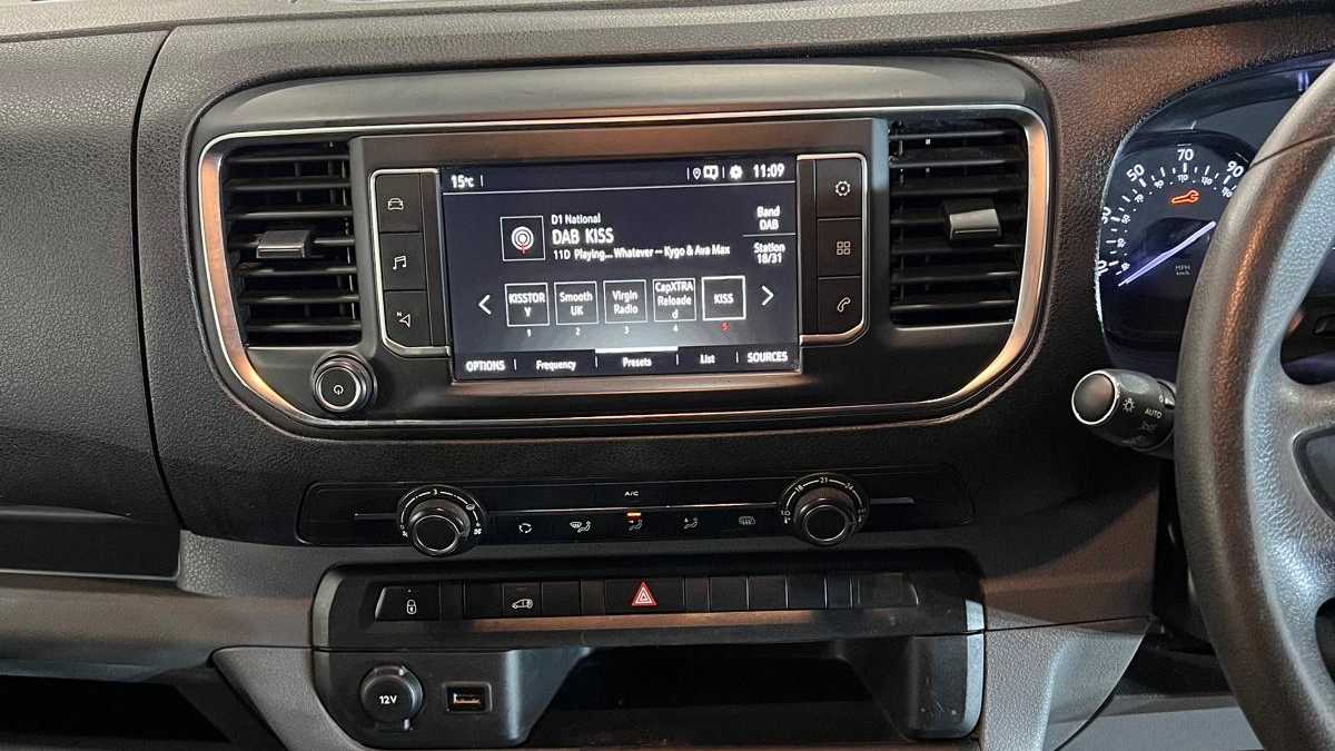 Used Vauxhall Vivaro 2020 for sale - 76475796: Photo 29