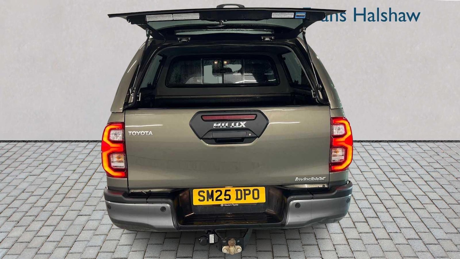 Used Toyota Hilux 2025 for sale - 77414607: Photo 10