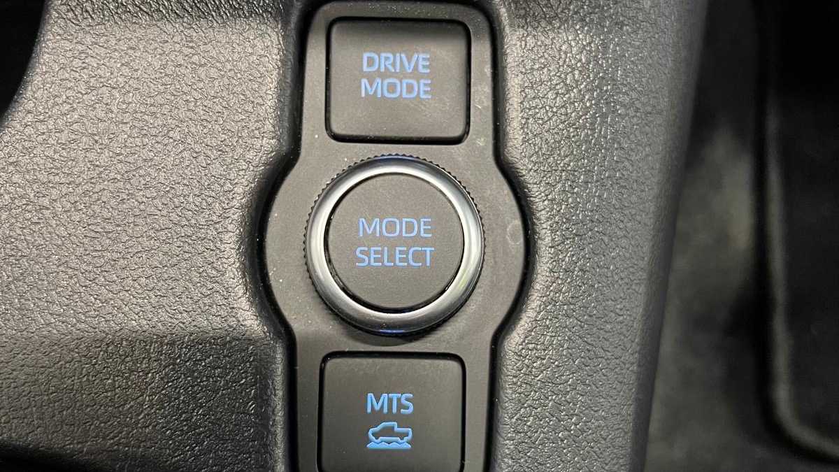 Used Toyota Hilux 2025 for sale - 77414607: Photo 35