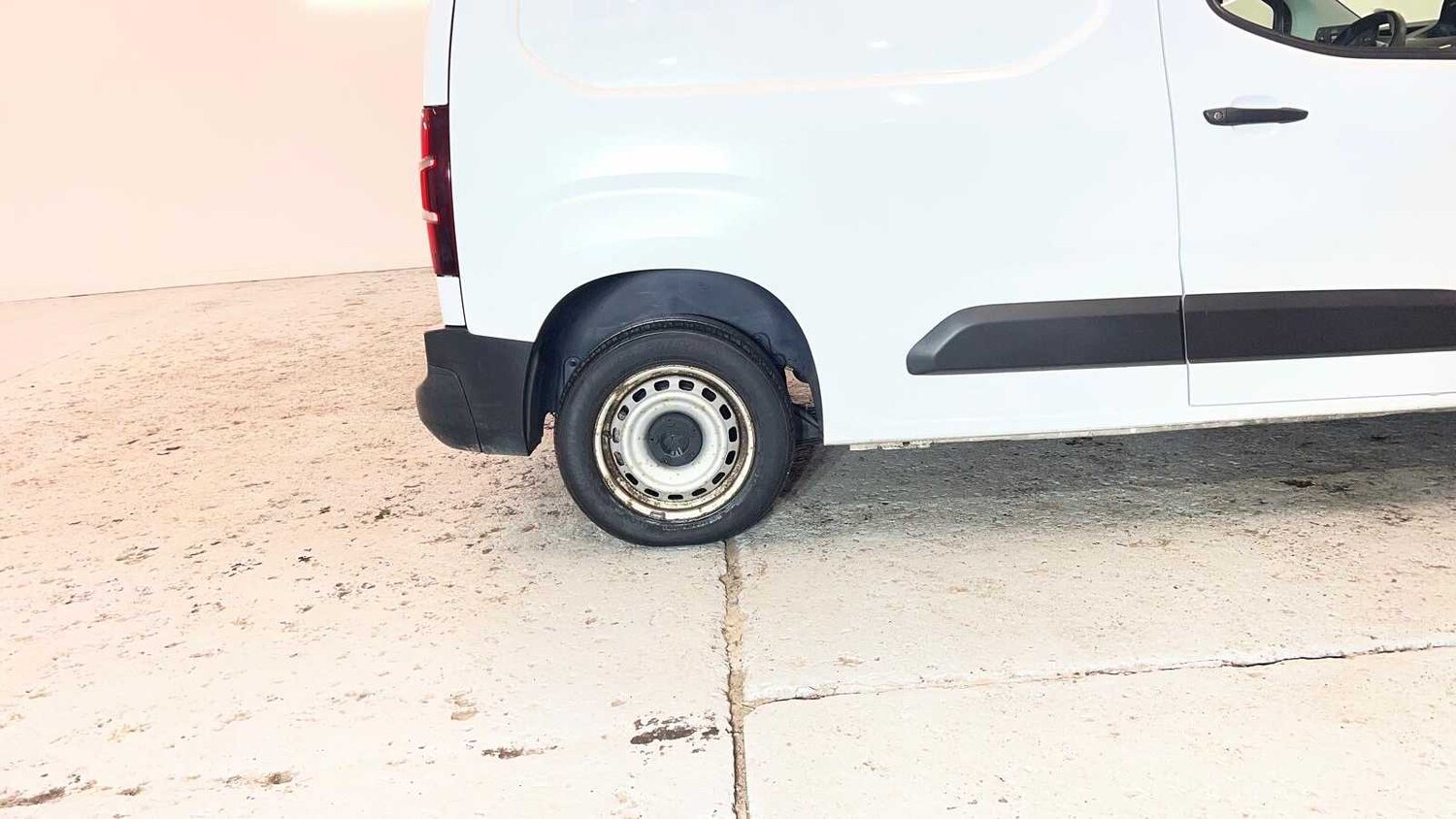 Used Peugeot Partner 2019 for sale - 77810919: Photo 15