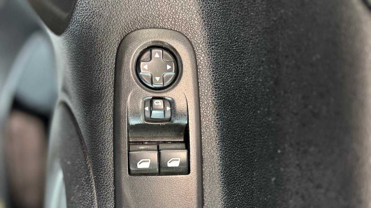 Used Peugeot Partner 2019 for sale - 77810919: Photo 16