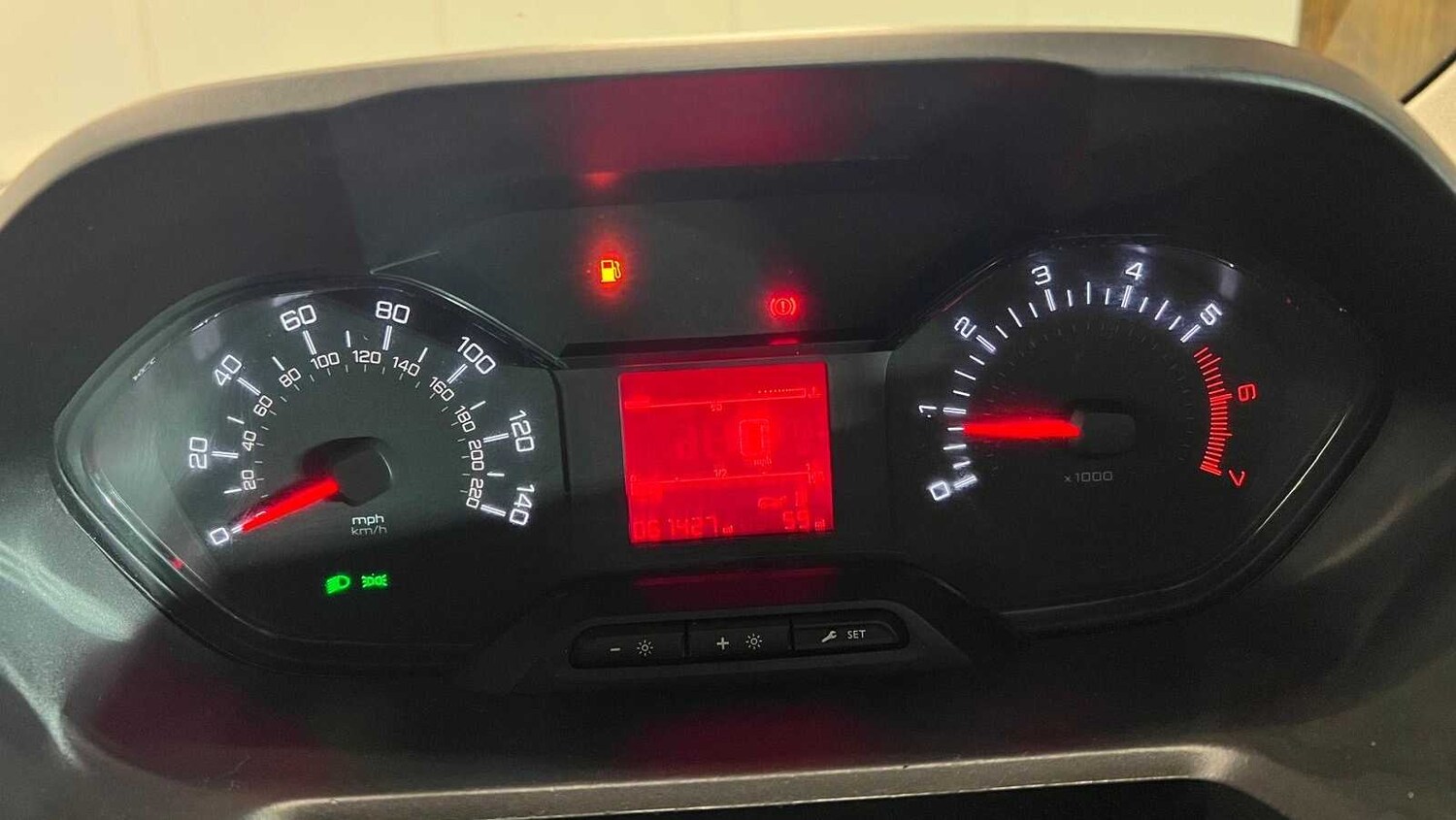 Used Peugeot Partner 2019 for sale - 77810919: Photo 17