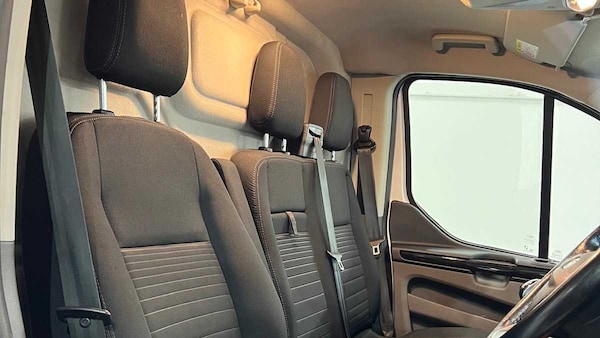 Used Ford Transit Custom 2022 for sale - 76298390: Photo 31