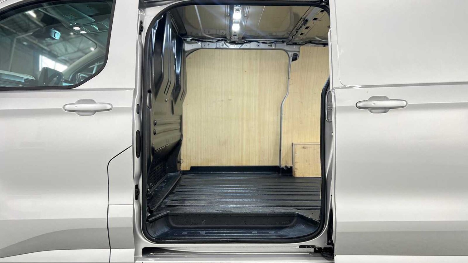 Used Ford Transit Custom 2025 for sale - 78118987: Photo 8