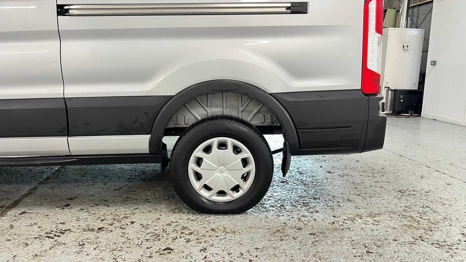 Used Ford Transit 2023 for sale - 76553090: Photo 17