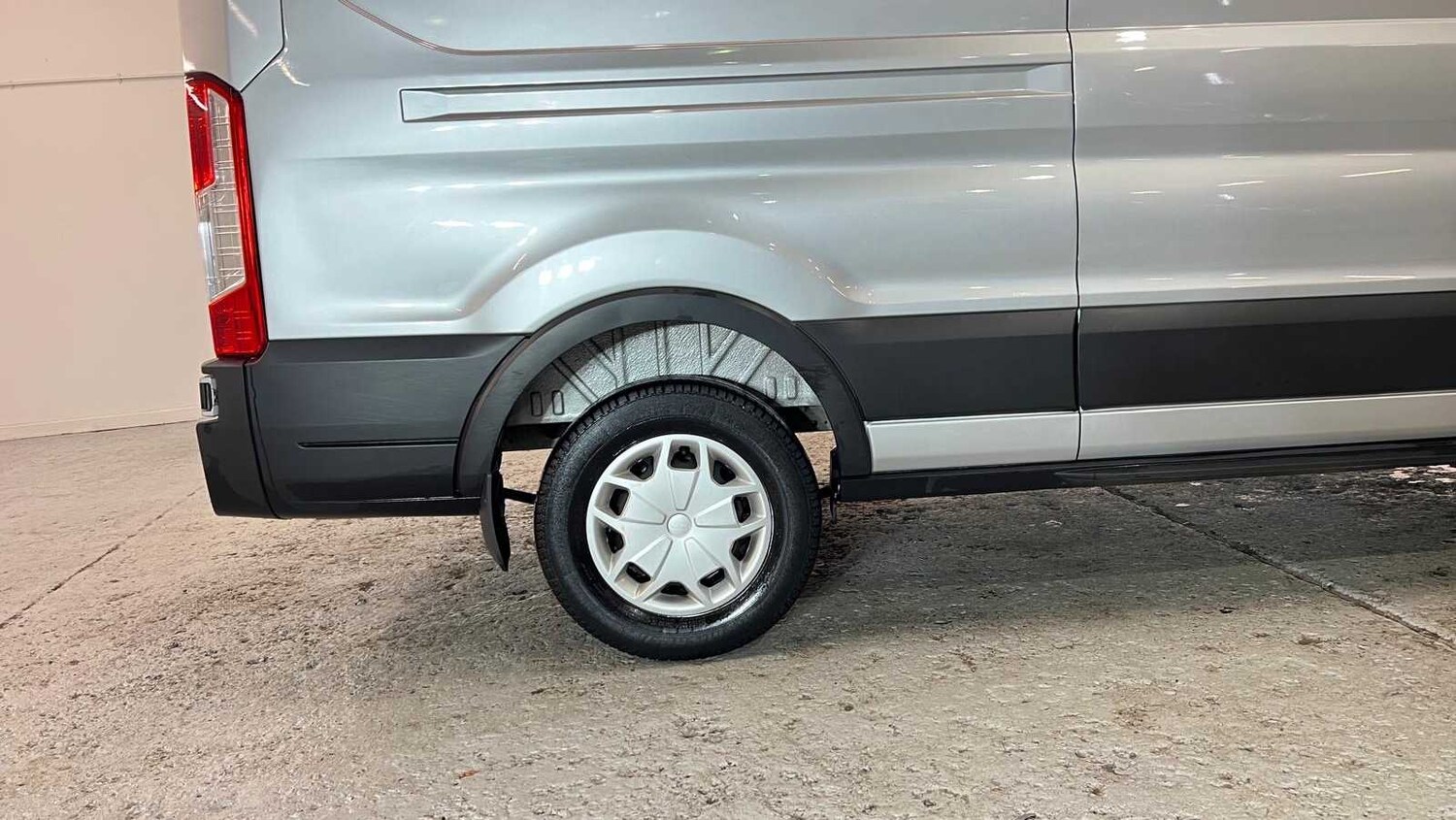 Used Ford Transit 2023 for sale - 76553090: Photo 18