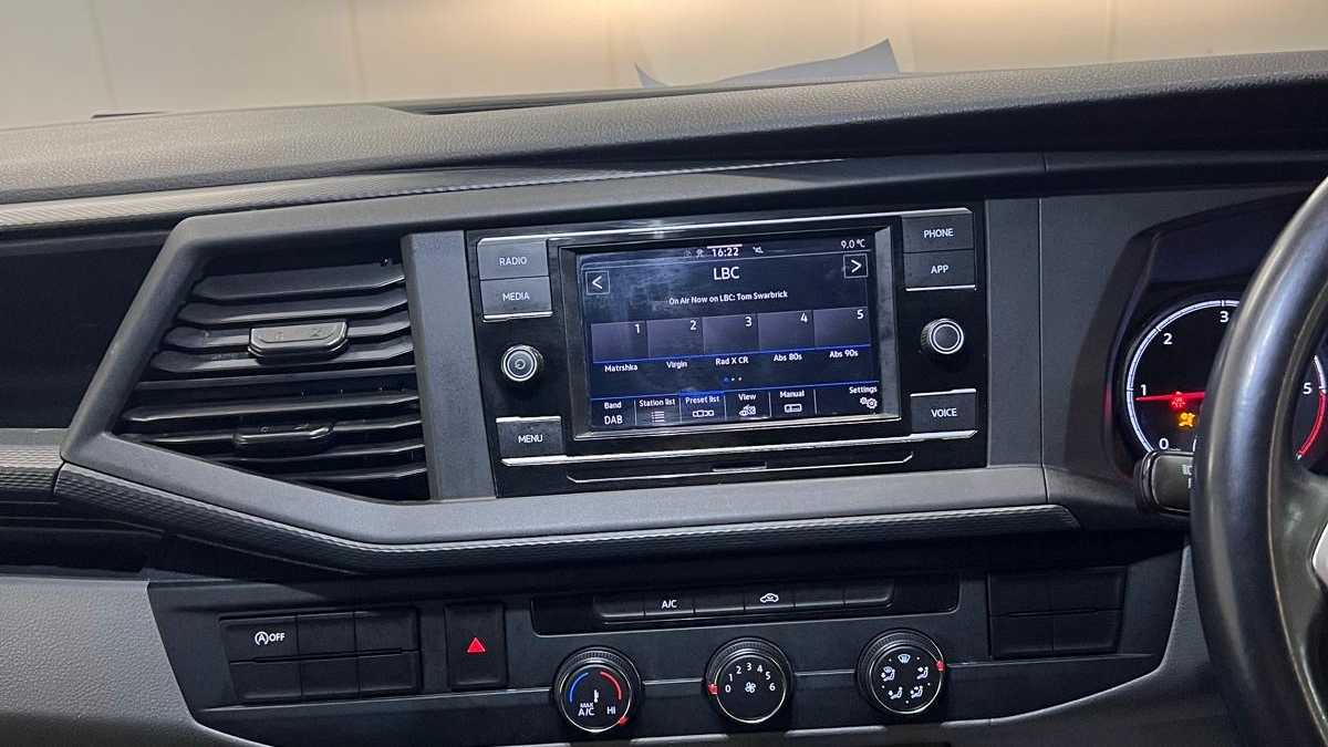 Used Volkswagen Transporter 2023 for sale - 76063500: Photo 27