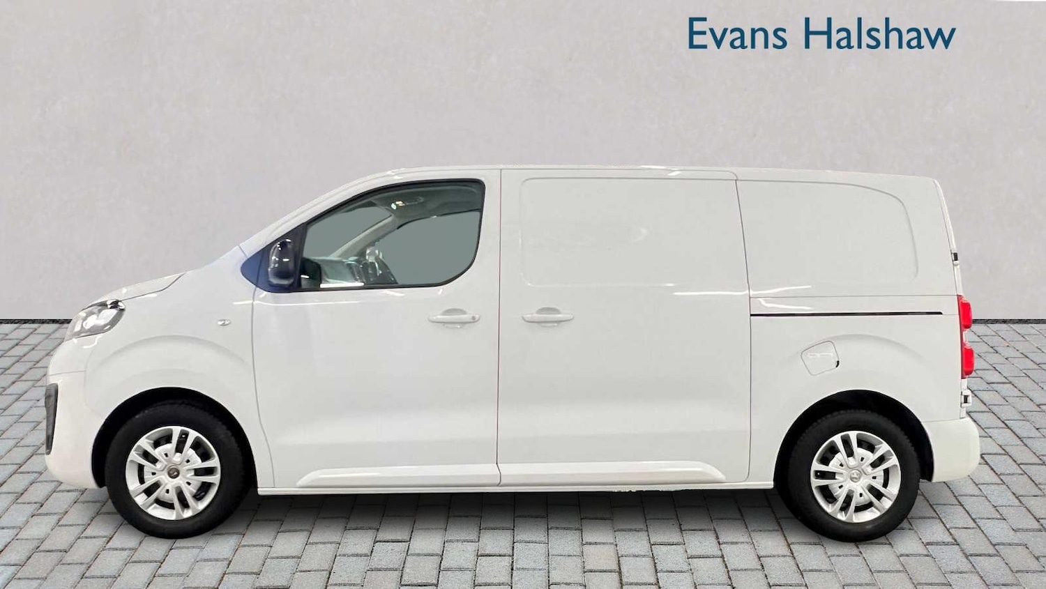 Used Vauxhall Vivaro 2022 for sale - 76624511: Photo 7