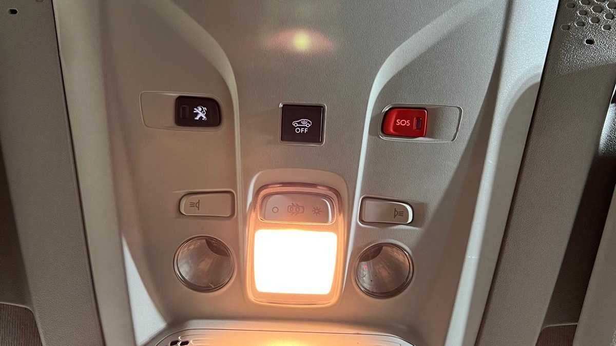 Used Peugeot Partner 2020 for sale - 76955206: Photo 31