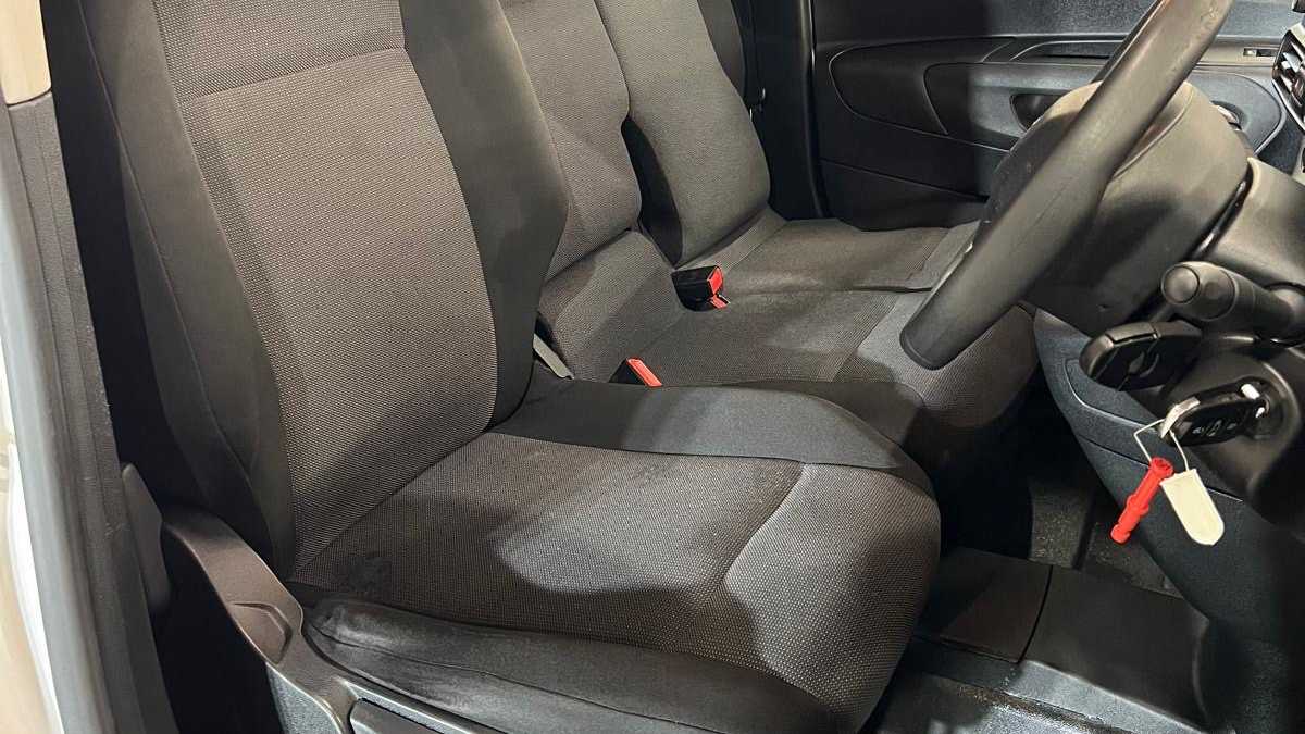 Used Peugeot Partner 2020 for sale - 76955206: Photo 32