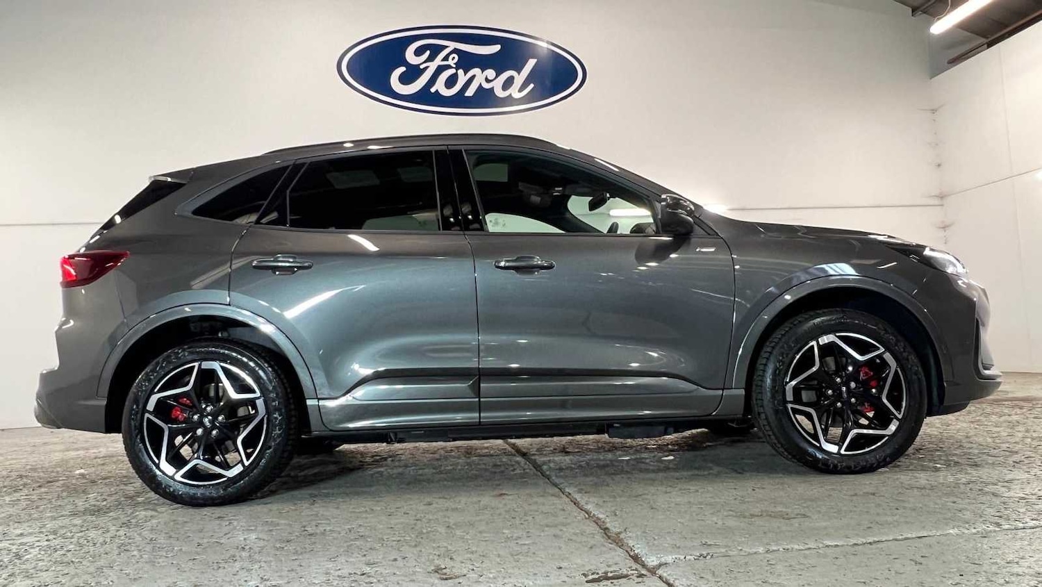 Used Ford Kuga 2025 for sale - 76889761: Photo 1