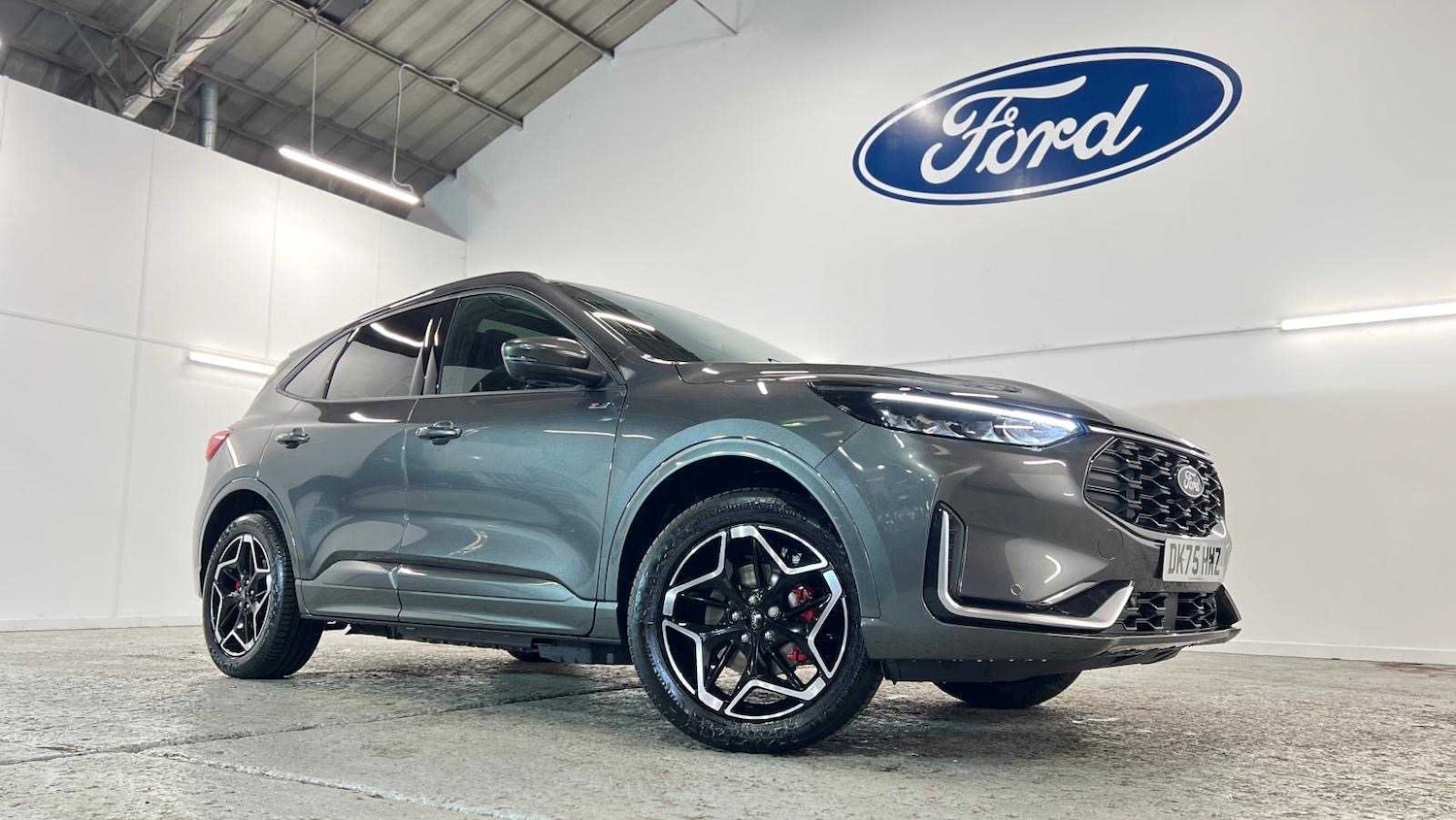 Used Ford Kuga 2025 for sale - 76889761: Photo 2