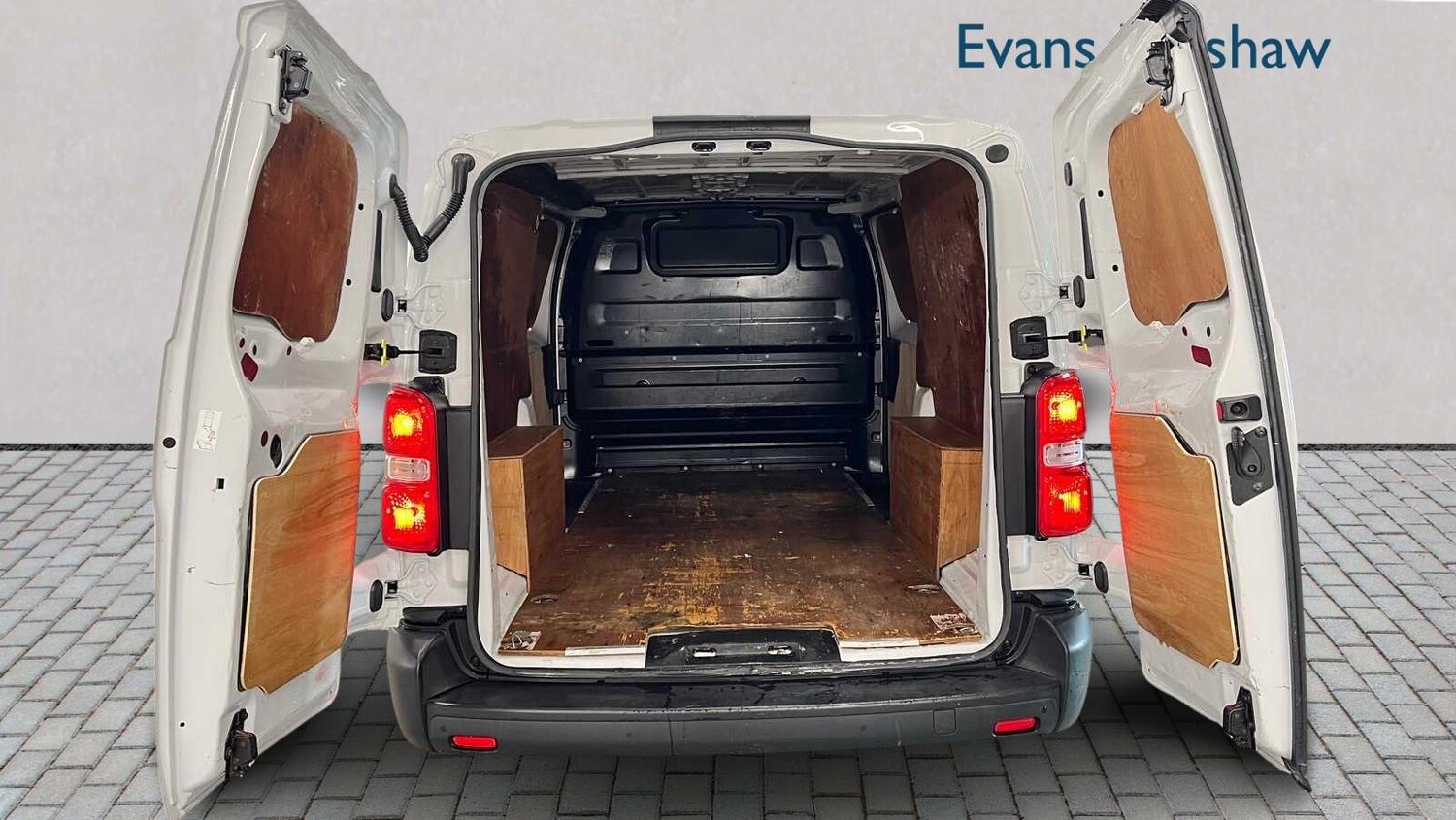 Used Vauxhall Vivaro 2022 for sale - 77429092: Photo 11