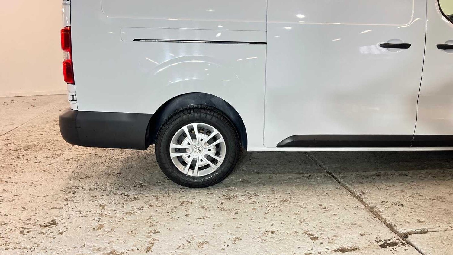 Used Vauxhall Vivaro 2022 for sale - 77429092: Photo 17