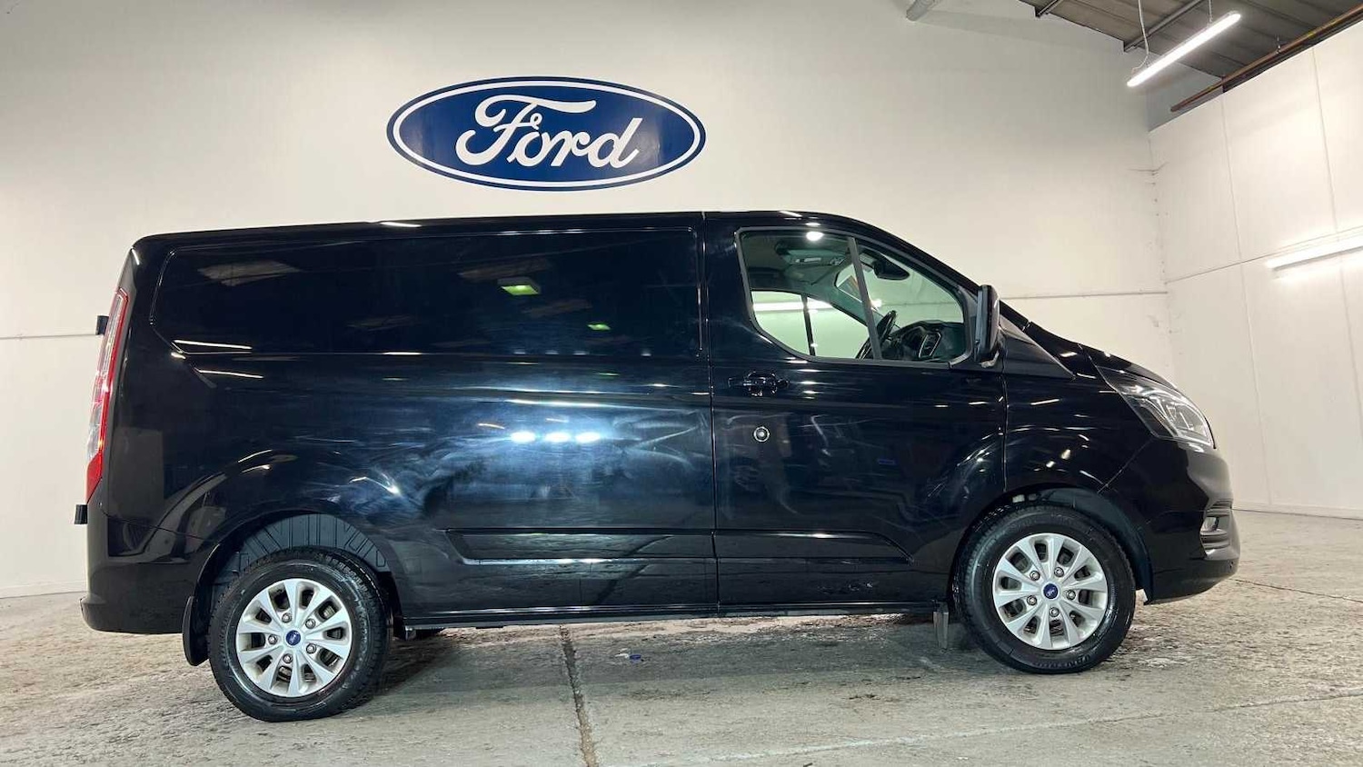 Used Ford Transit Custom 2021 for sale - 77514294: Photo 4