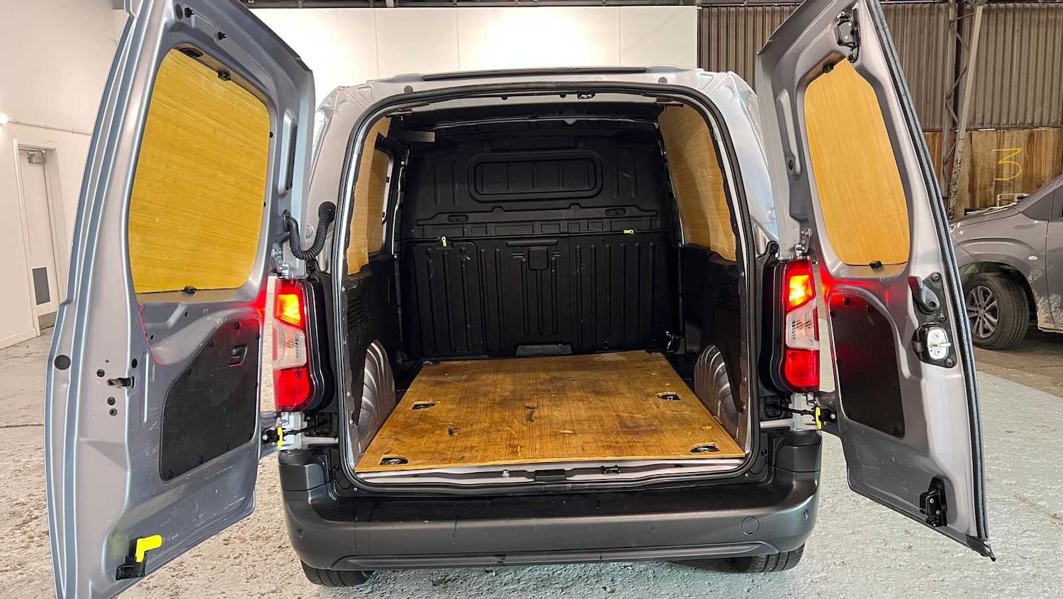 Used Citroen Berlingo 2023 for sale - 76390726: Photo 9