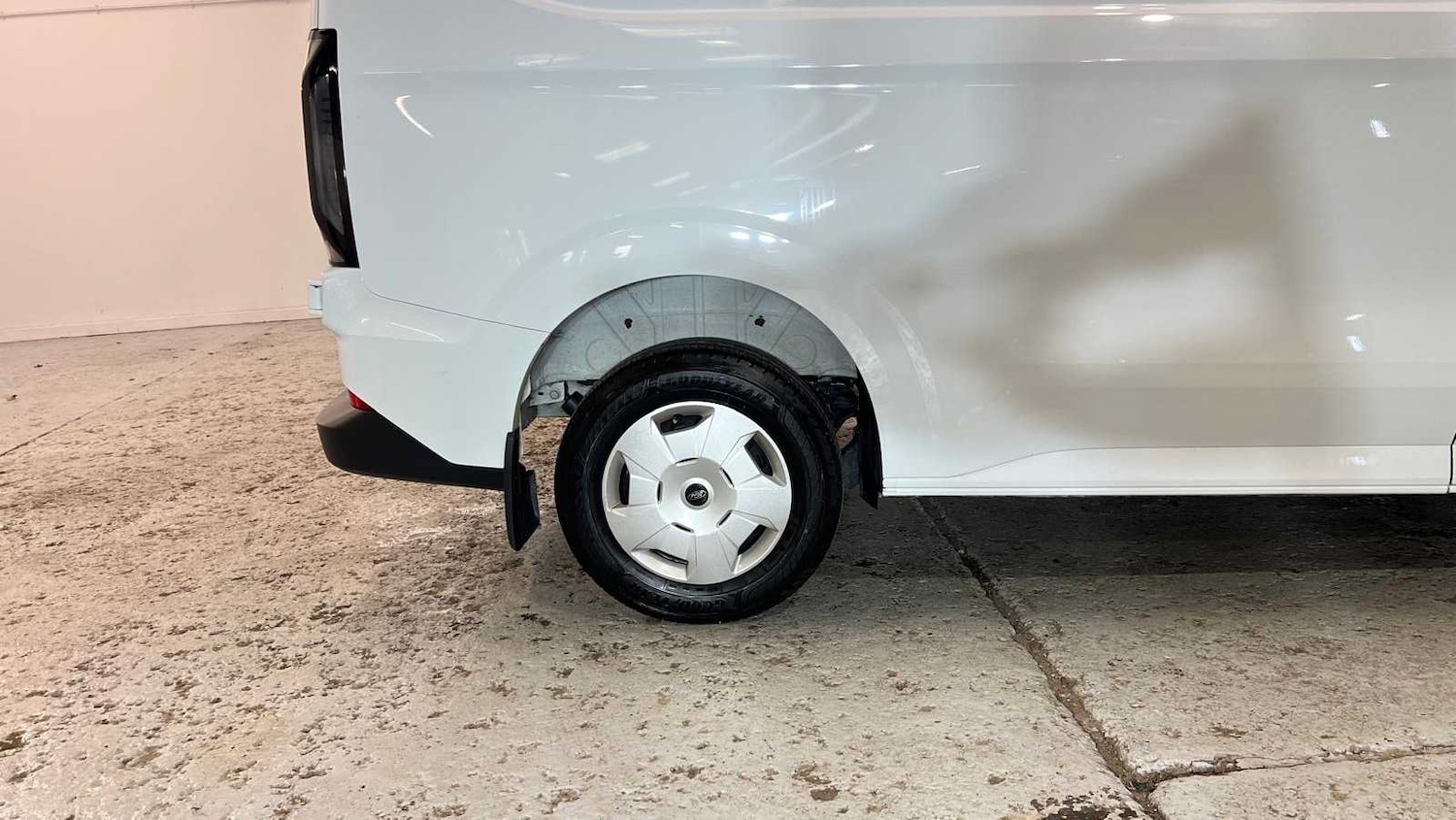 Used Ford Transit Custom 2024 for sale - 77686550: Photo 19