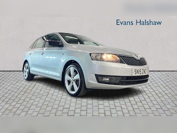 Used Skoda Rapid Spaceback 2015 for sale - 79455510: Photo