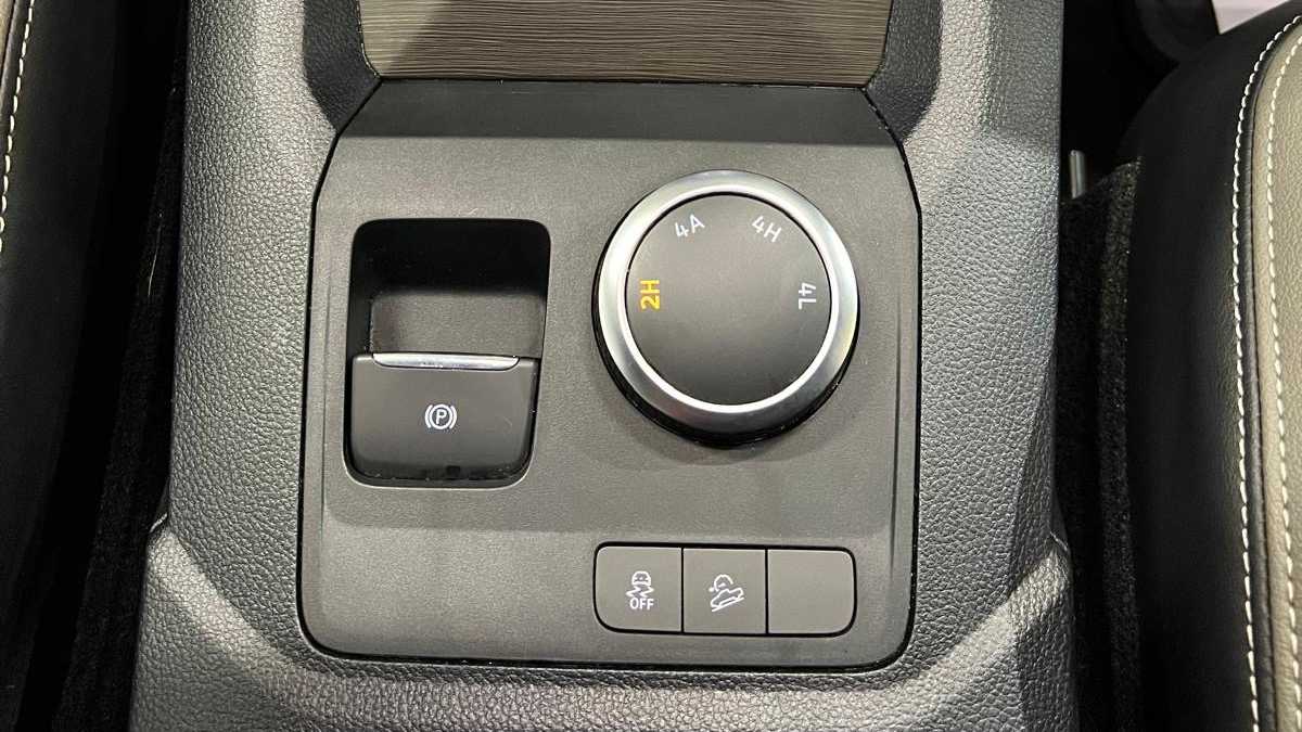 Used Volkswagen Amarok 2023 for sale - 76856941: Photo 34