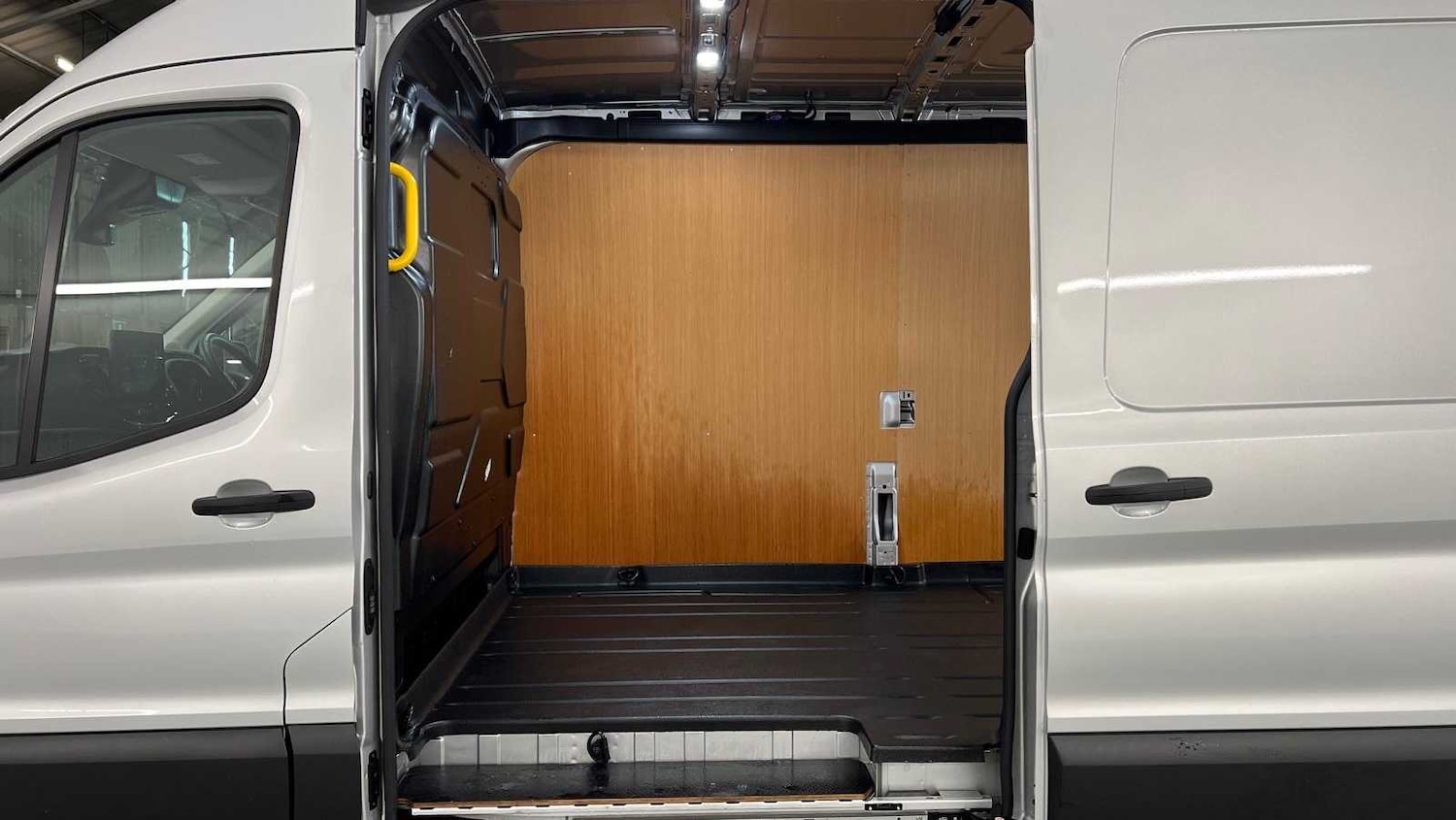 Used Ford Transit 2025 for sale - 77308521: Photo 10