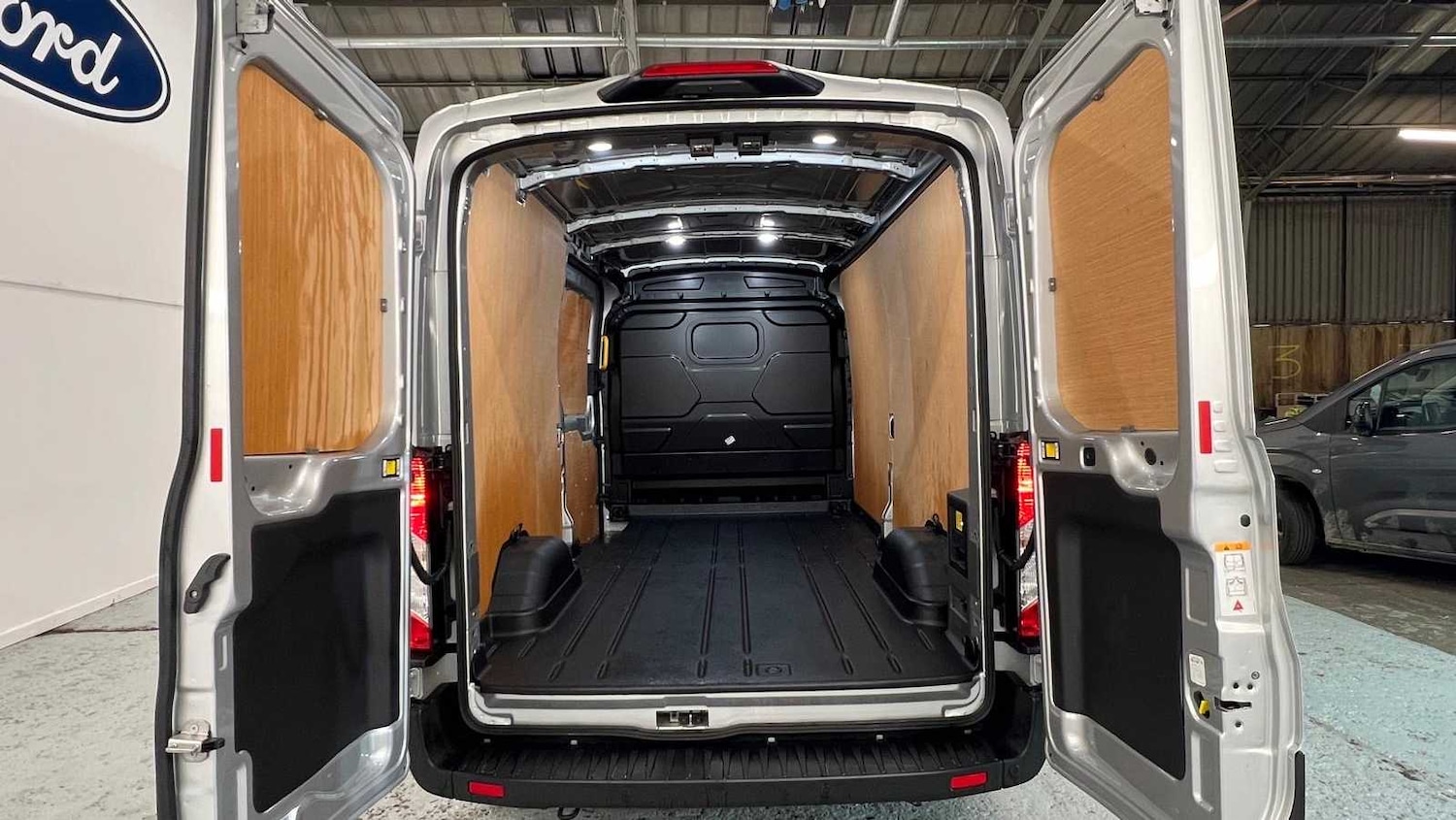 Used Ford Transit 2025 for sale - 77308521: Photo 9