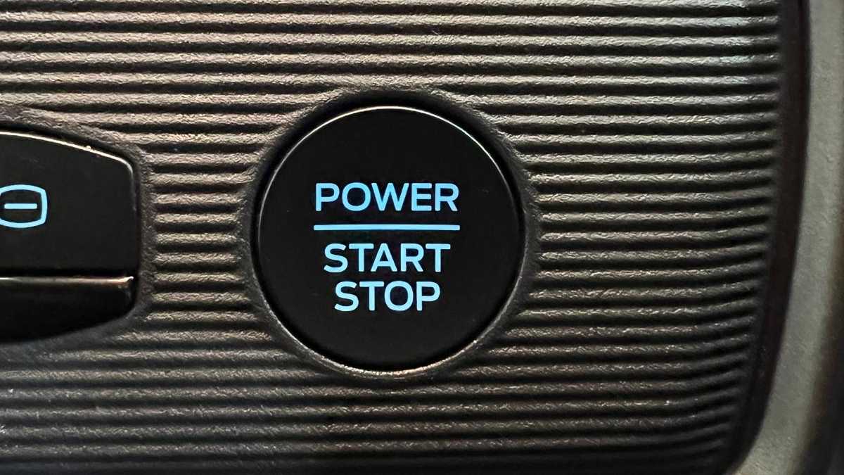 Used Ford Transit Courier 2024 for sale - 76636673: Photo 33