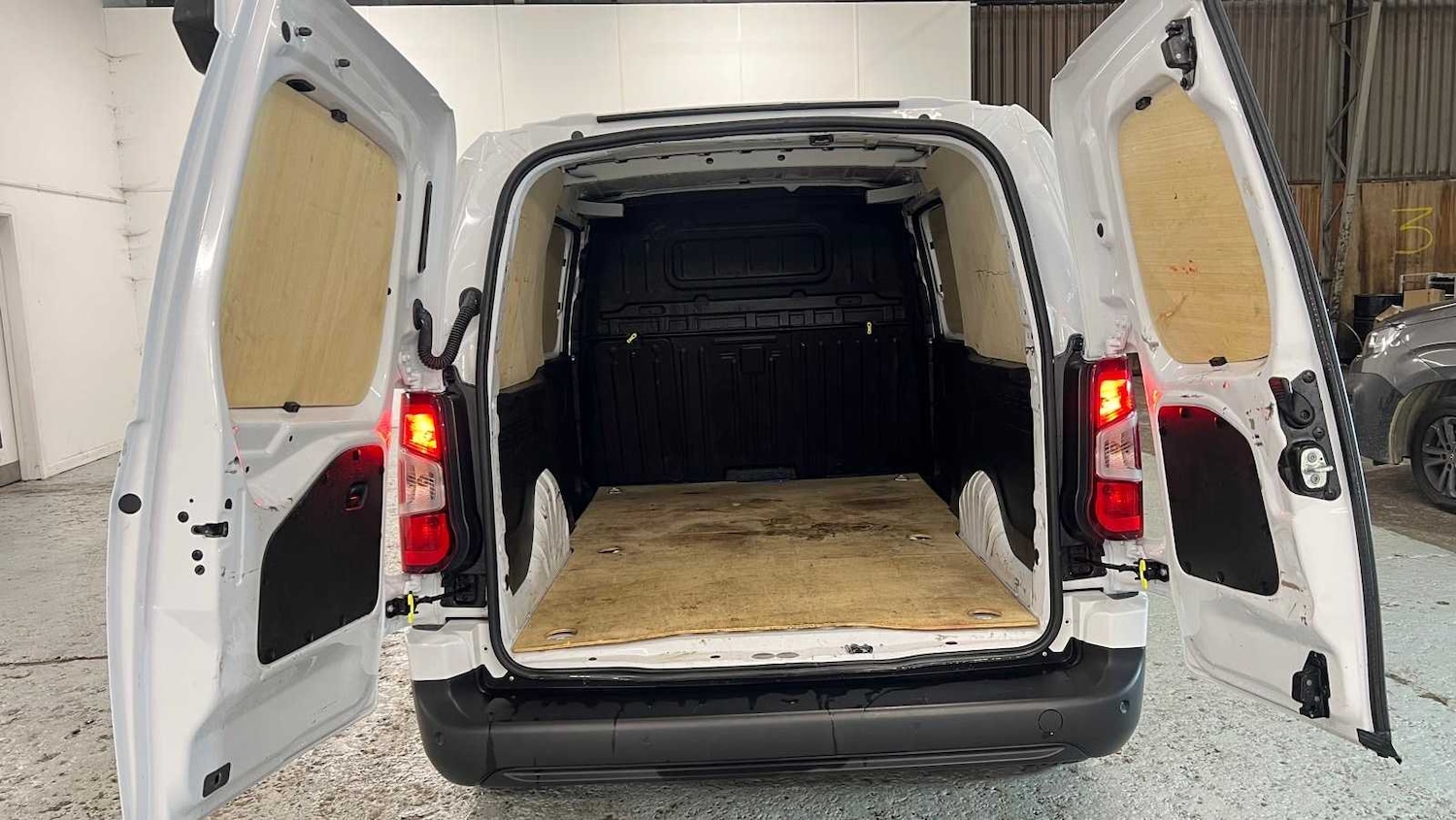 Used Citroen Berlingo 2024 for sale - 77674754: Photo 10