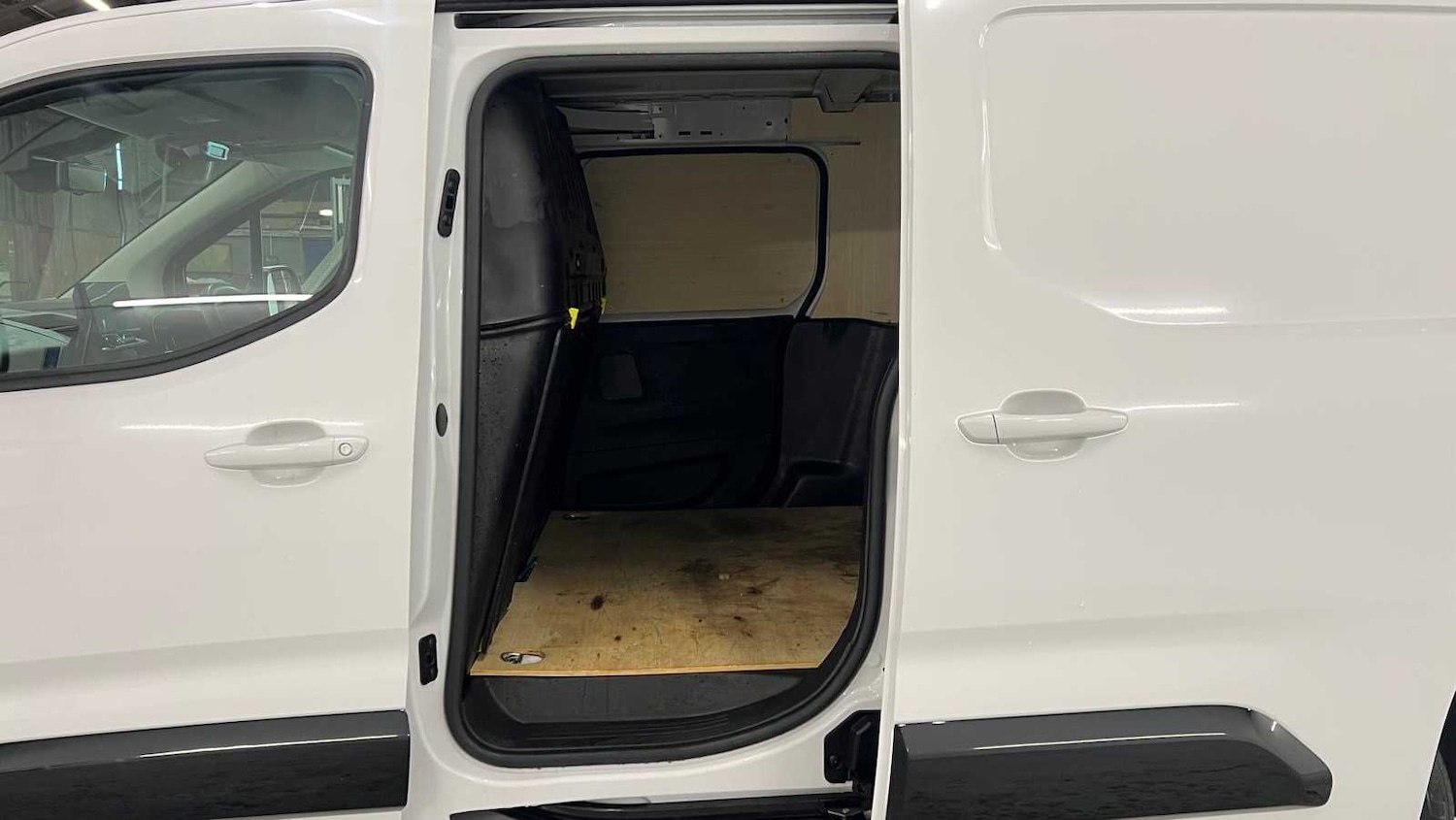 Used Citroen Berlingo 2024 for sale - 77674754: Photo 11