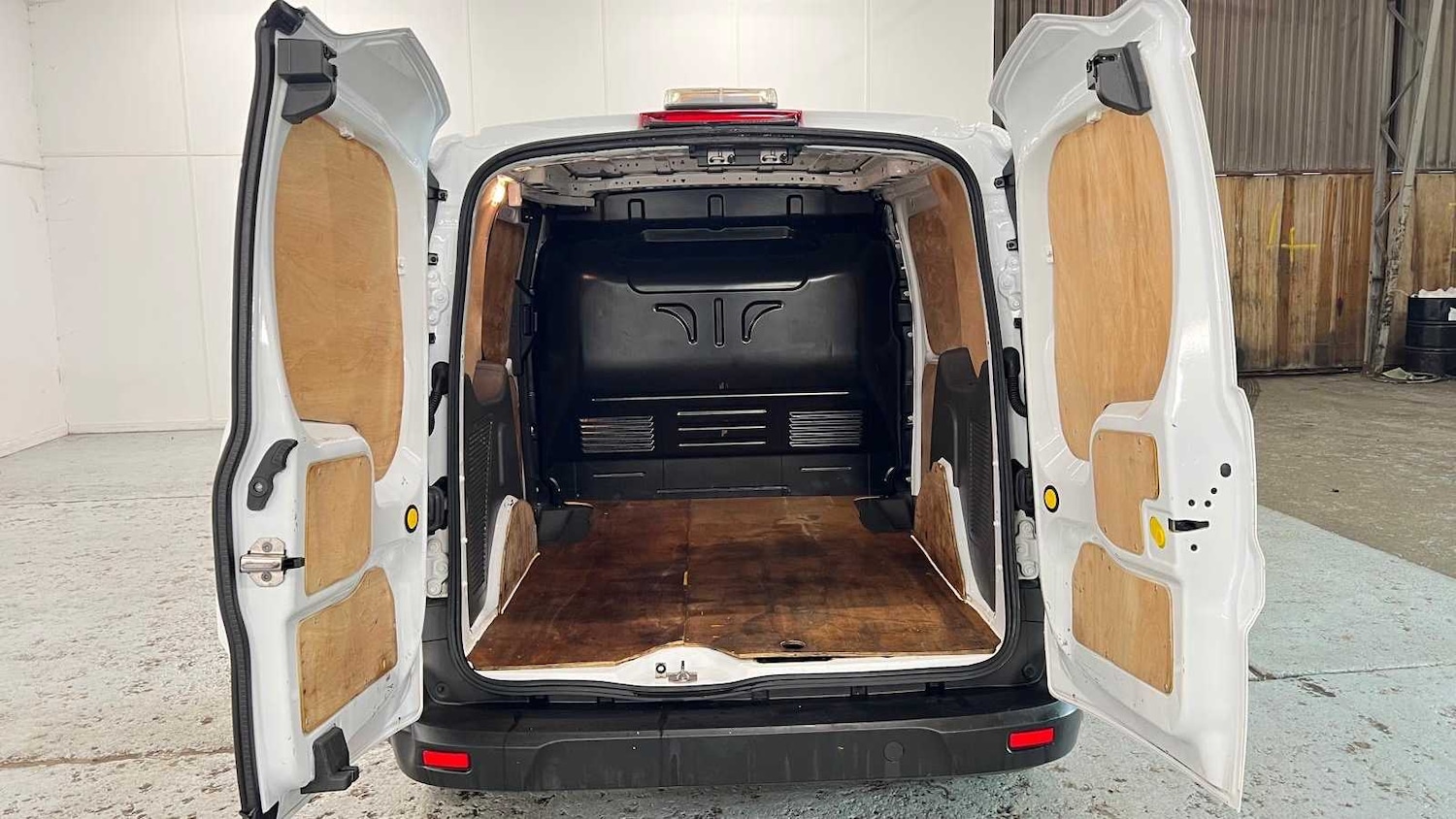 Used Ford Transit Connect 2021 for sale - 77787000: Photo 14