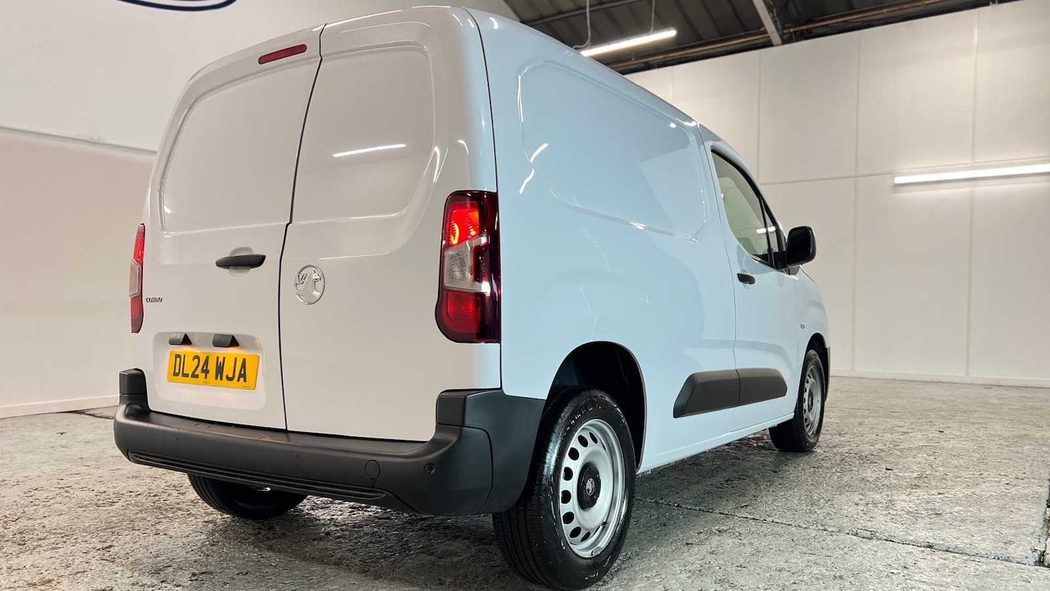 Used Vauxhall Combo 2024 for sale - 76851600: Photo 9