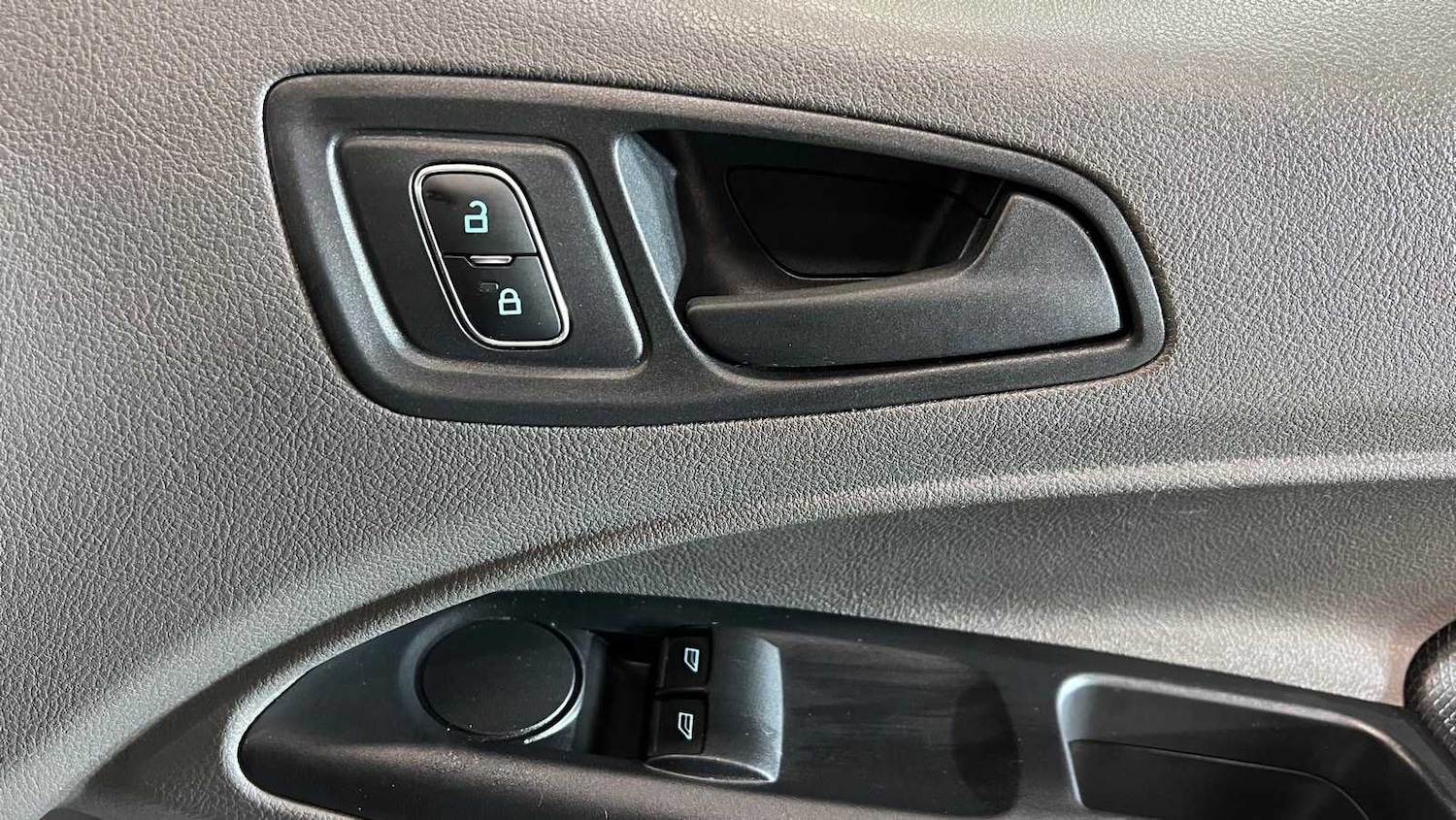 Used Ford Transit Connect 2023 for sale - 76804953: Photo 18