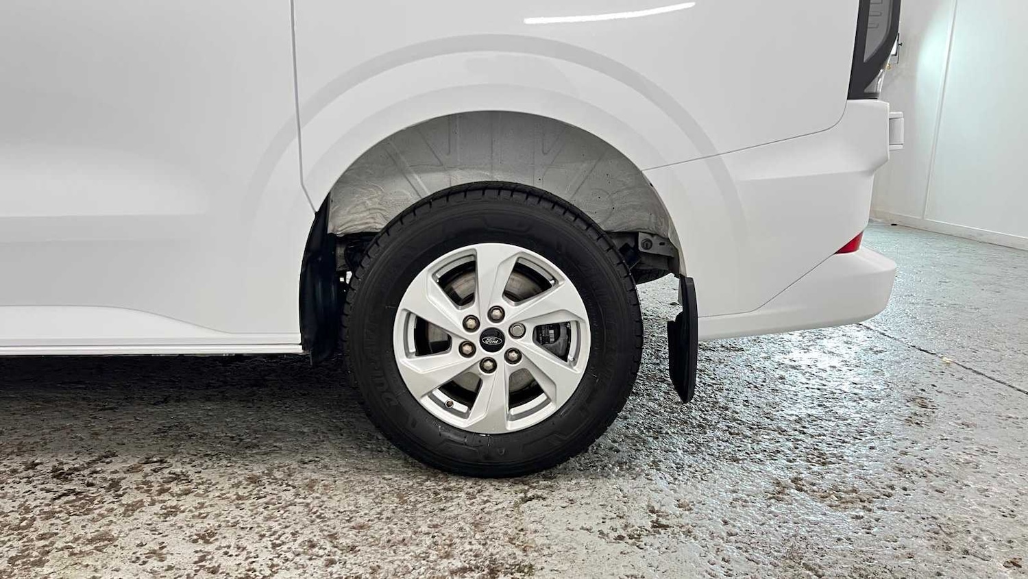 Used Ford Transit Custom 2024 for sale - 76610481: Photo 13