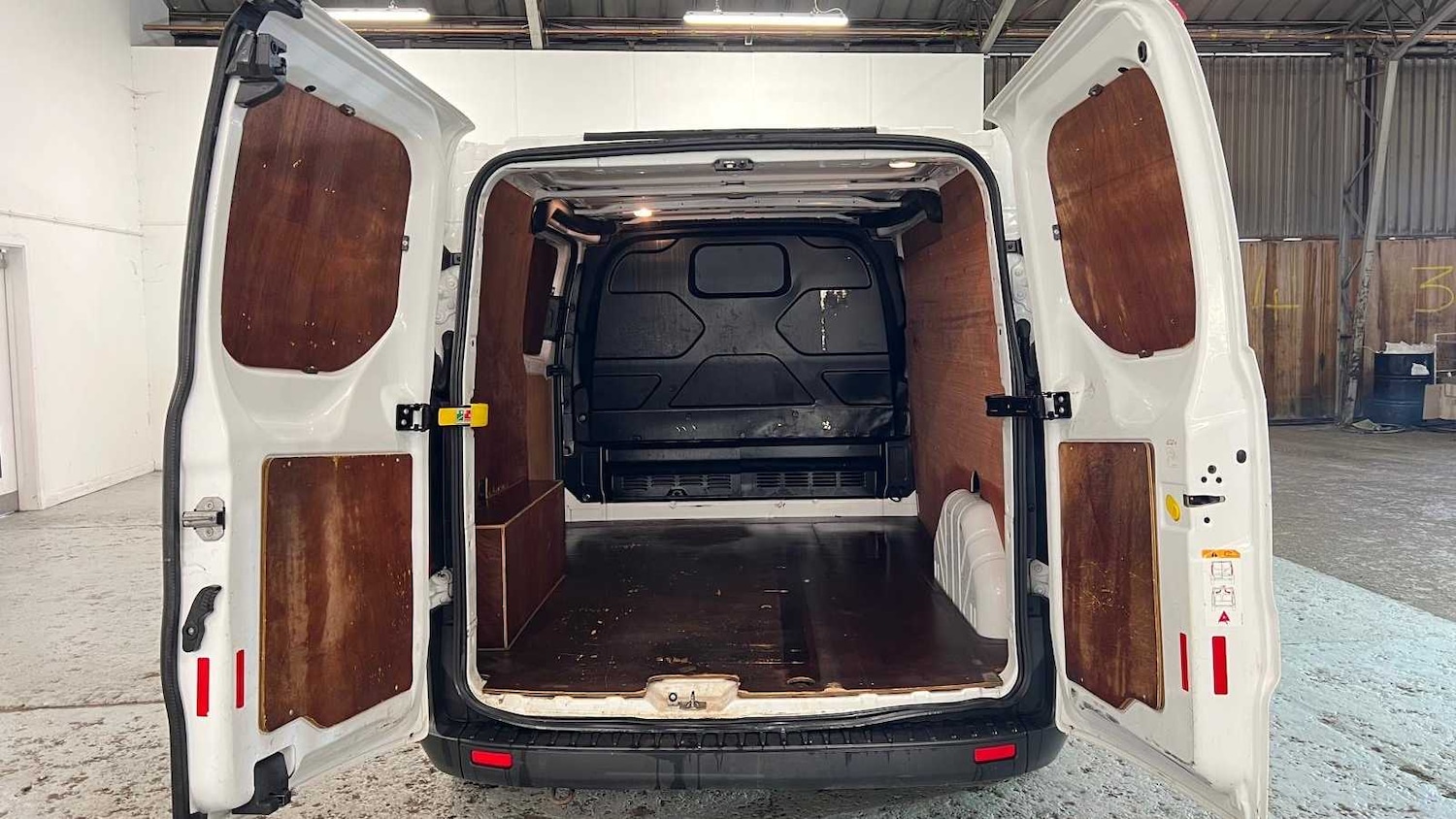 Used Ford Transit Custom for sale - 77827497: Photo 4