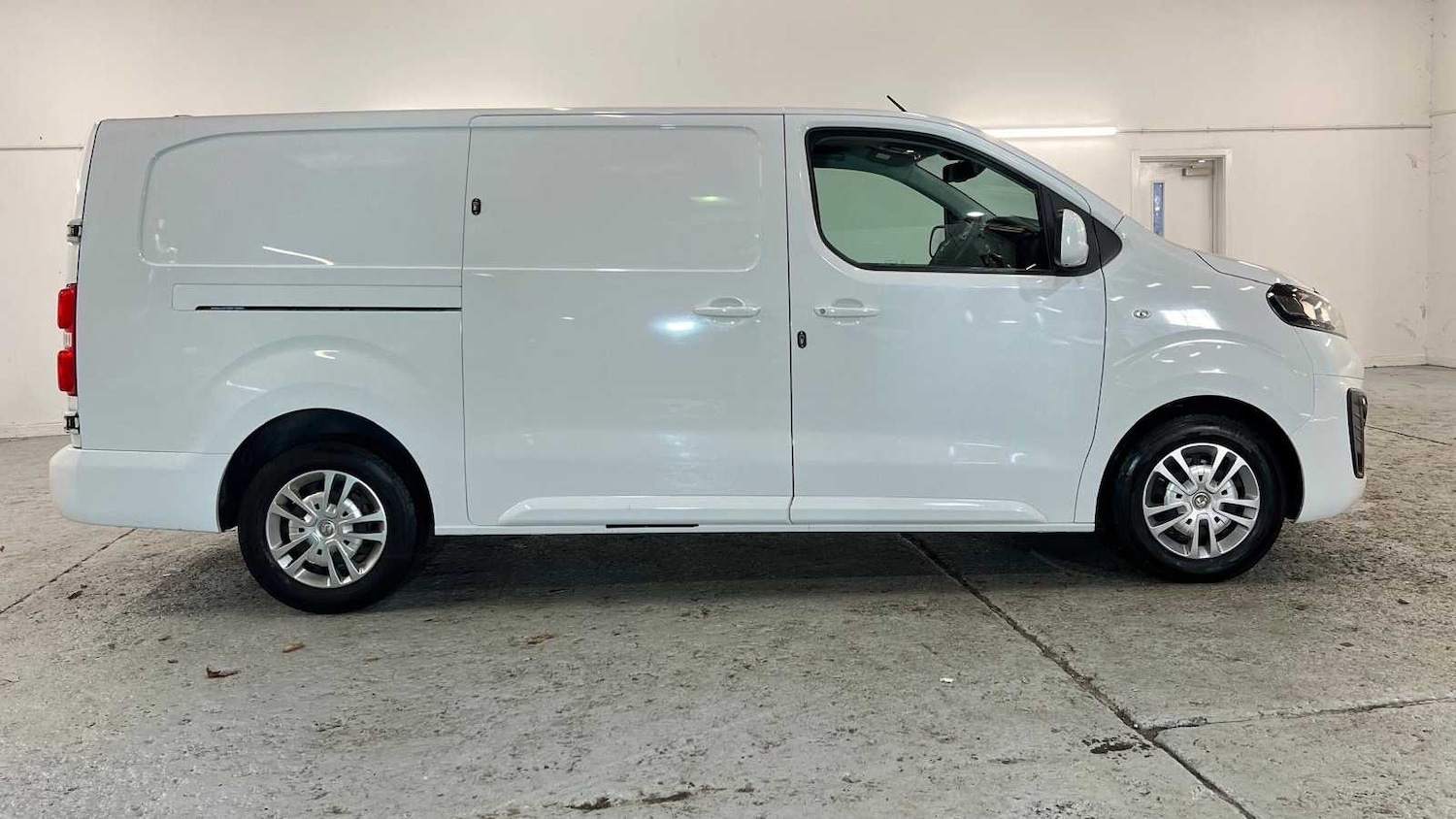 Used Vauxhall Vivaro 2020 for sale - 76576096: Photo 4